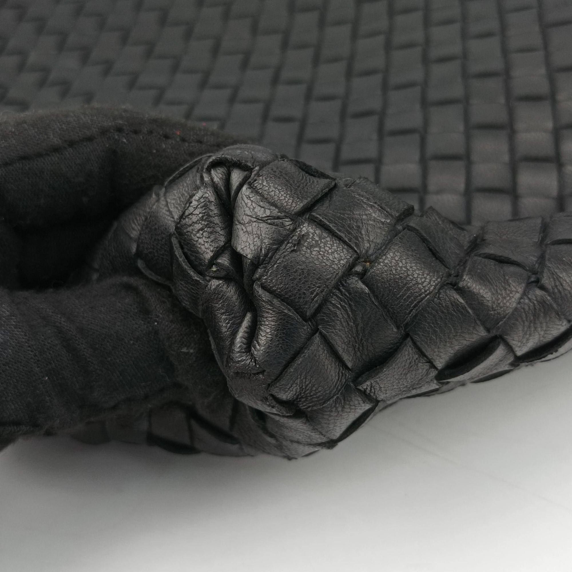 Intrecciato Black lambskin B00189898Zイントレチャート ブラック ラムスキン B00189898Z
