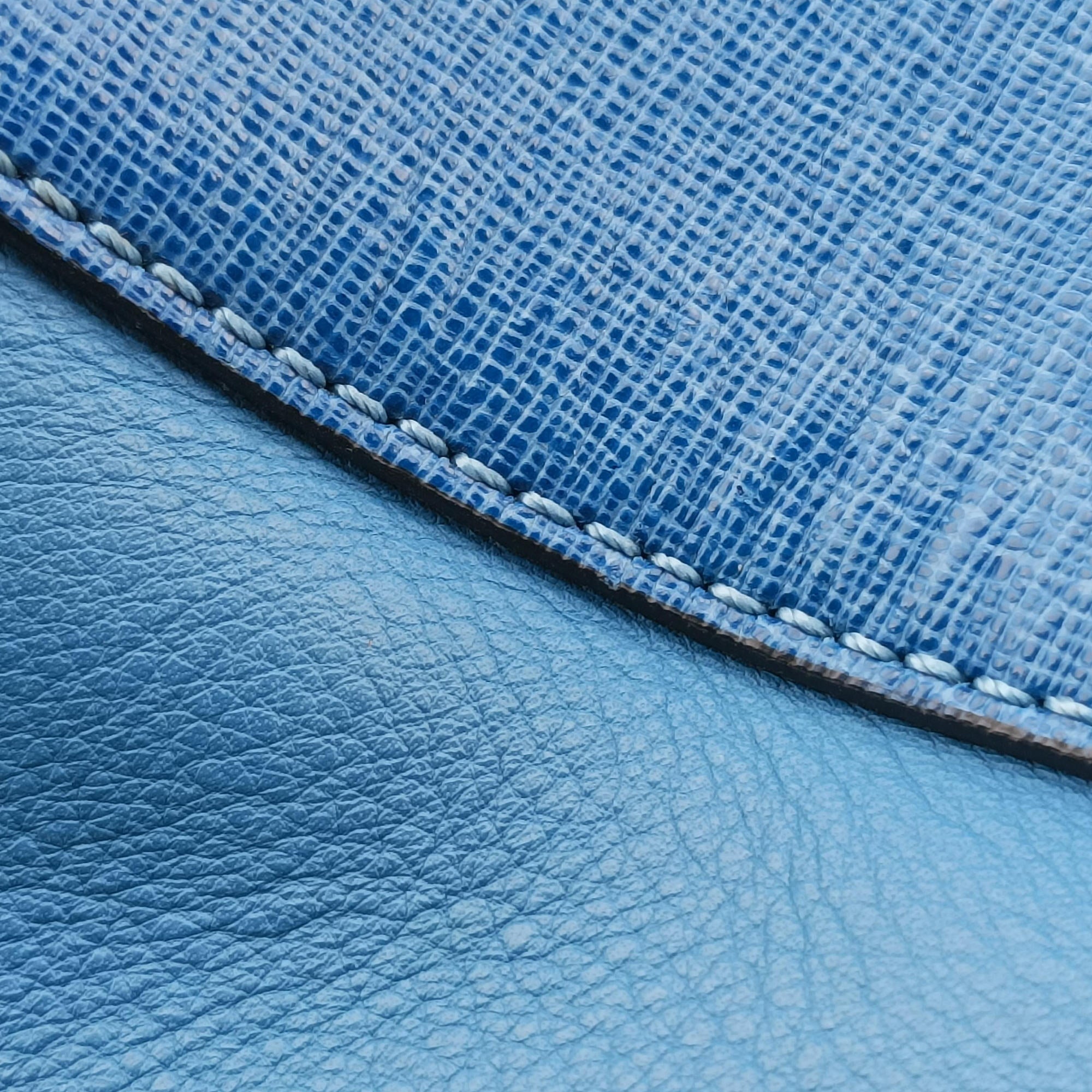 2 JOURS Blue Leather 8BH250 8BH250-D7E 138-2461トゥージュール ブルー レザー 8BH250 8BH250-D7E 138-2461