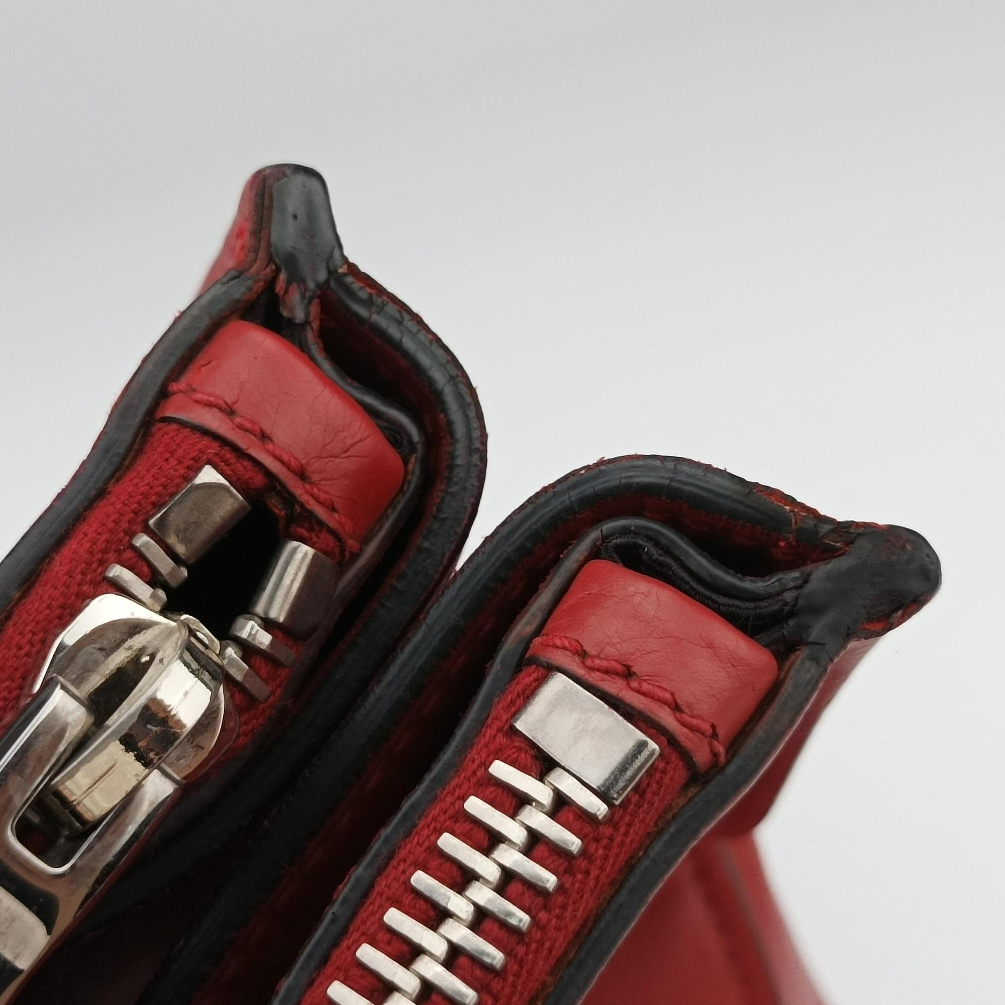 Twin Pocket Winged Tote Red Leather BN2619 110ツイン ポケット ウィング トート レッド レザー BN2619 110