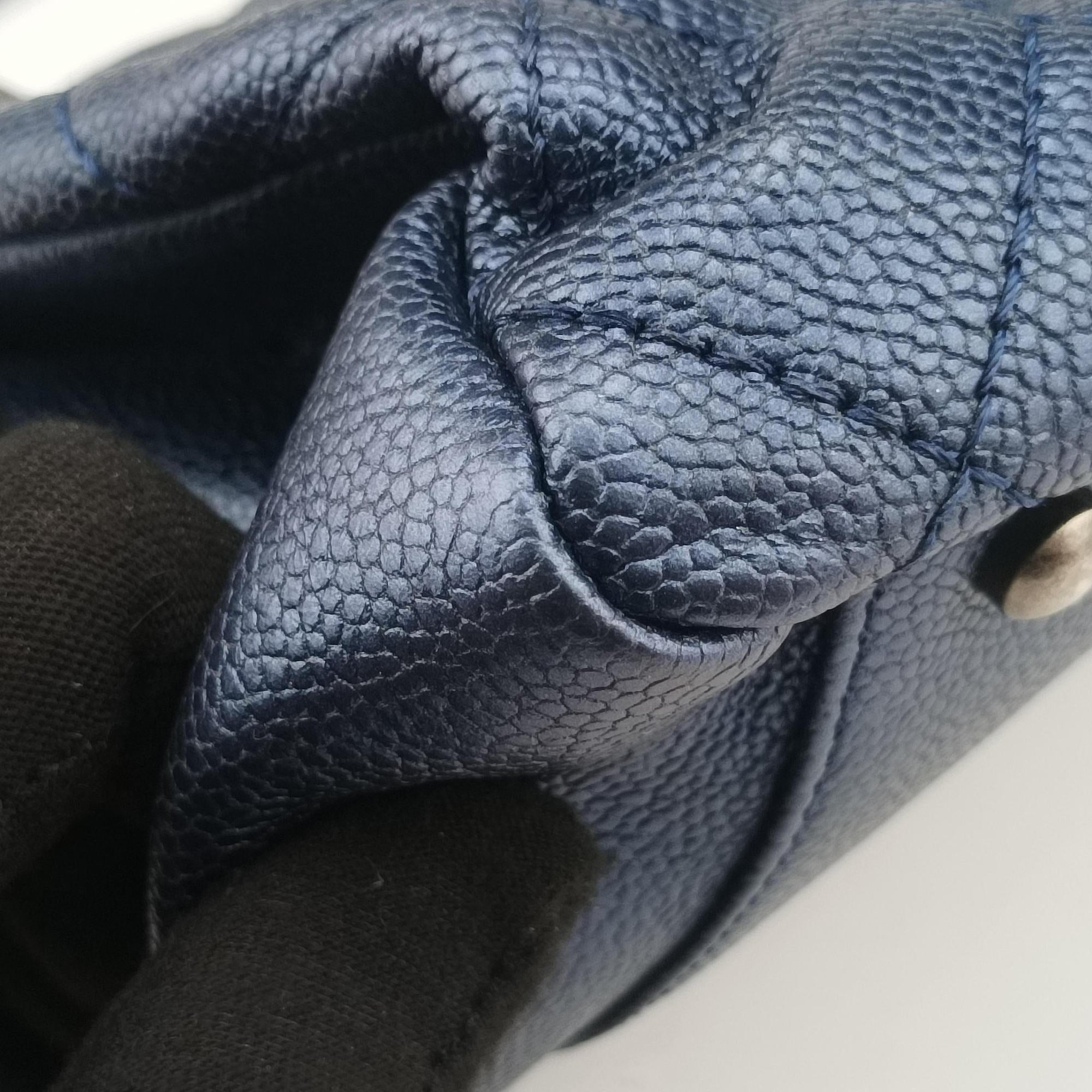 Matelasse Cocomark Blue Caviar Leather A67413 16748358マトラッセ ココマーク ブルー キャビアレザー A67413 16748358