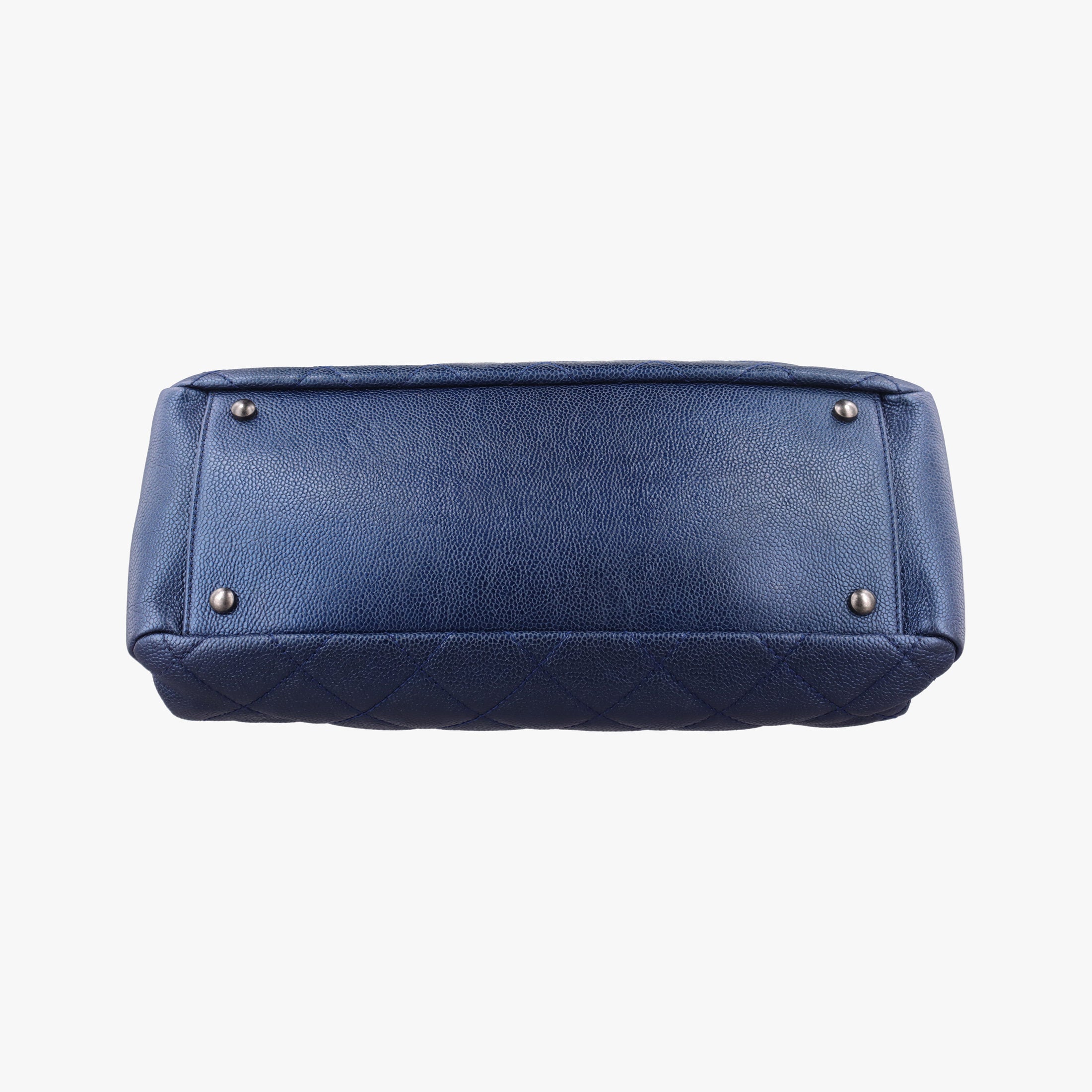 Matelasse Cocomark Blue Caviar Leather A67413 16748358マトラッセ ココマーク ブルー キャビアレザー A67413 16748358