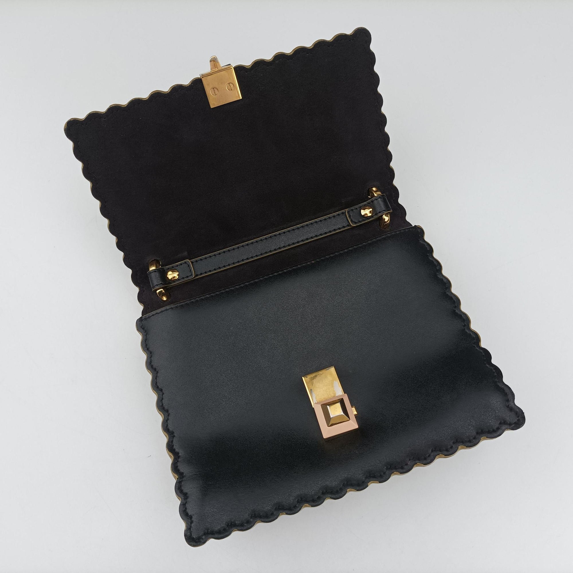 Kan I Black Leather 8M0381 8M0381.OZC 179.0189キャナイ ブラック レザー 8M0381 8M0381.OZC 179.0189