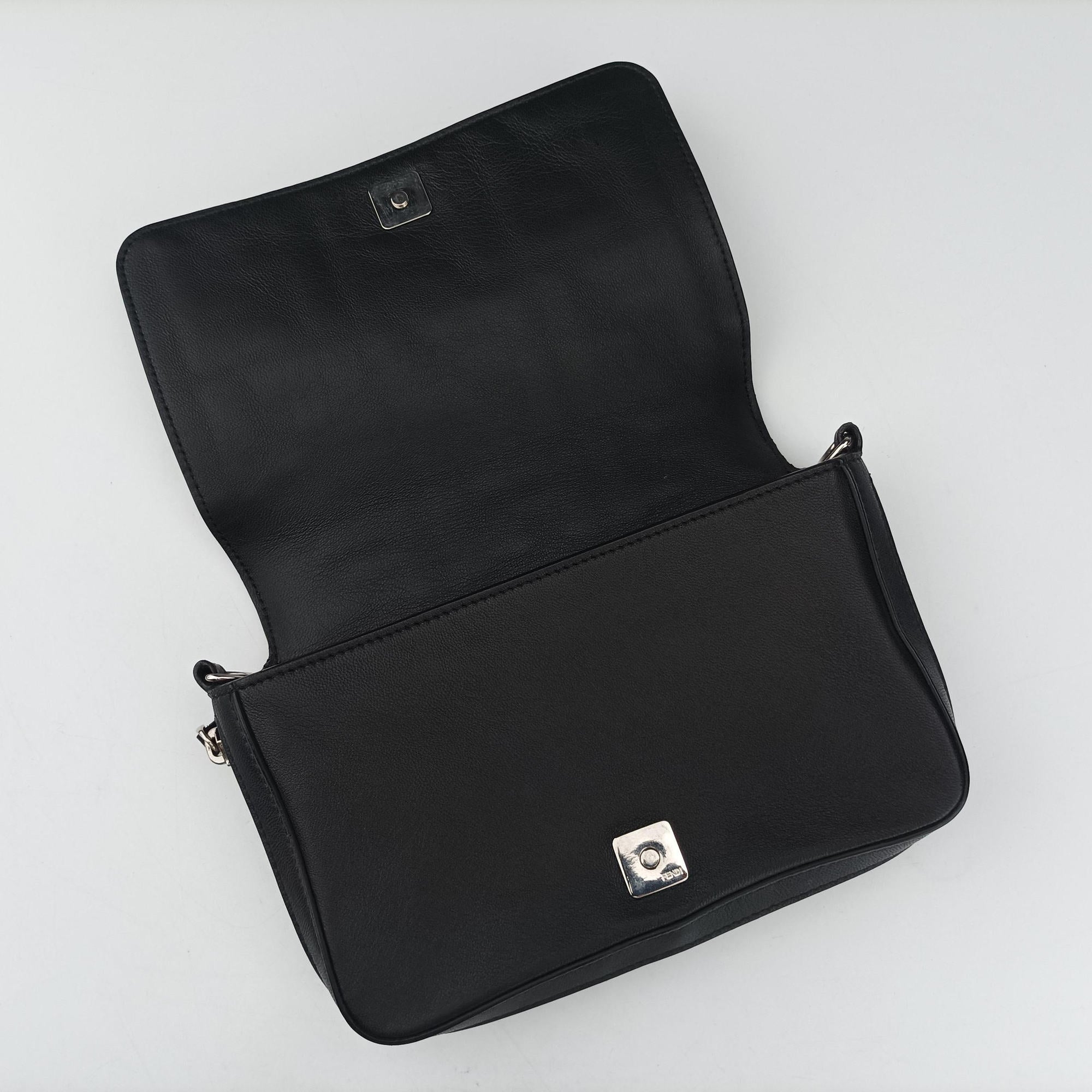 FF logo Black Leather 7M0299 7M0299 A72V 208-0501FFロゴ ブラック レザー 7M0299 7M0299 A72V 208-0501