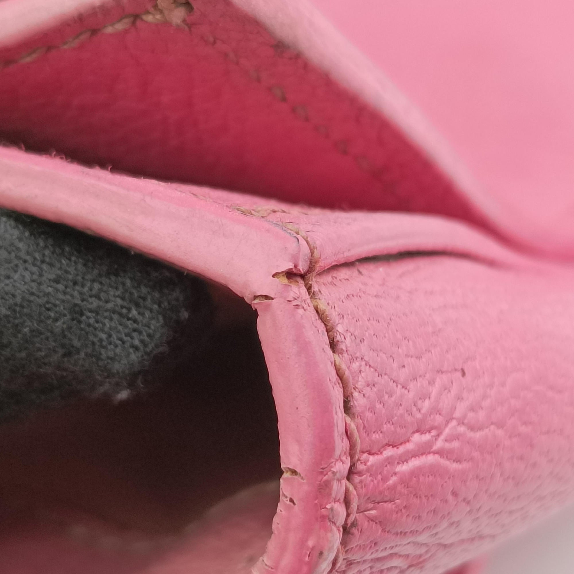 lock Fuoco Sound Top Handle Pink SAFFIANO Leather BT0963 25ロック フオコ サウンドトップハンドル ピンク サフィアーノレザー BT0963 25