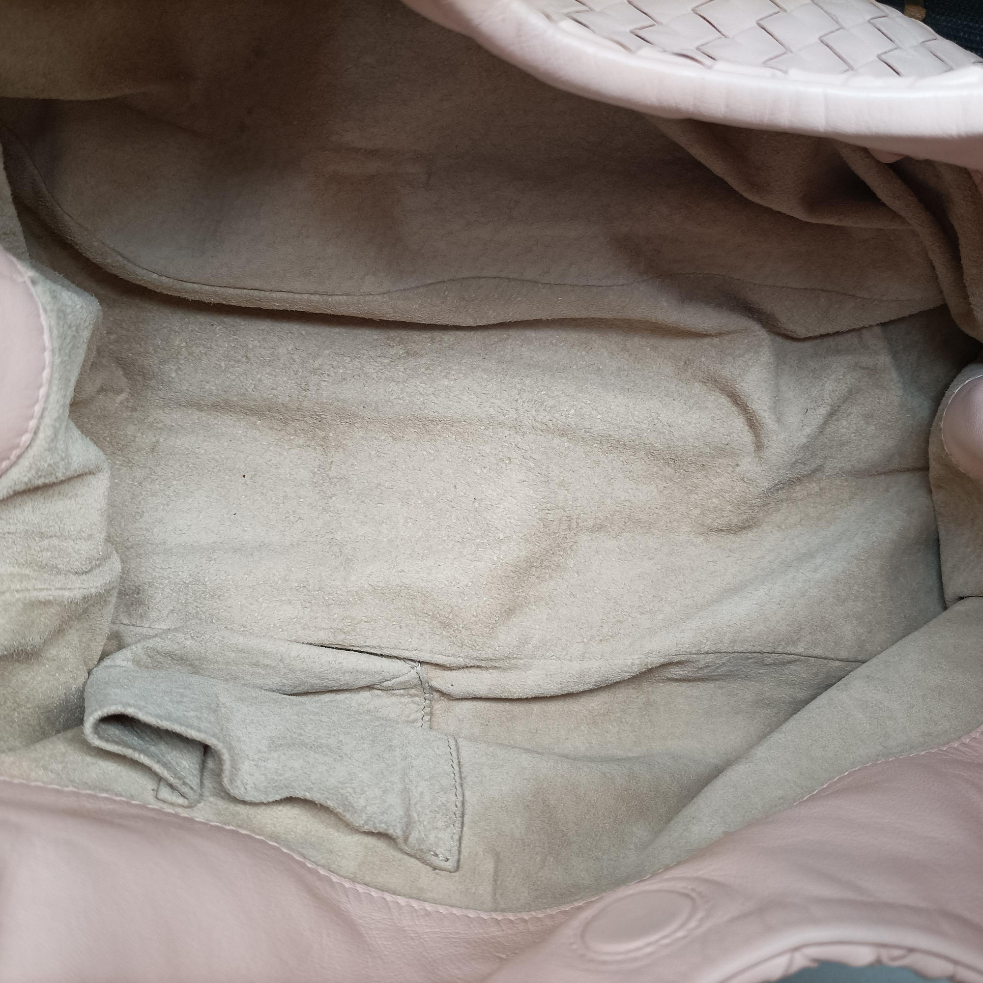 CAMPANA Intrecciato Pink lambskin 125787 V0016 6766 EPEV 2007 5219 Aカンパーナ イントレチャート ピンク ラムスキン 125787 V0016 6766 EPEV 2007 5219 A