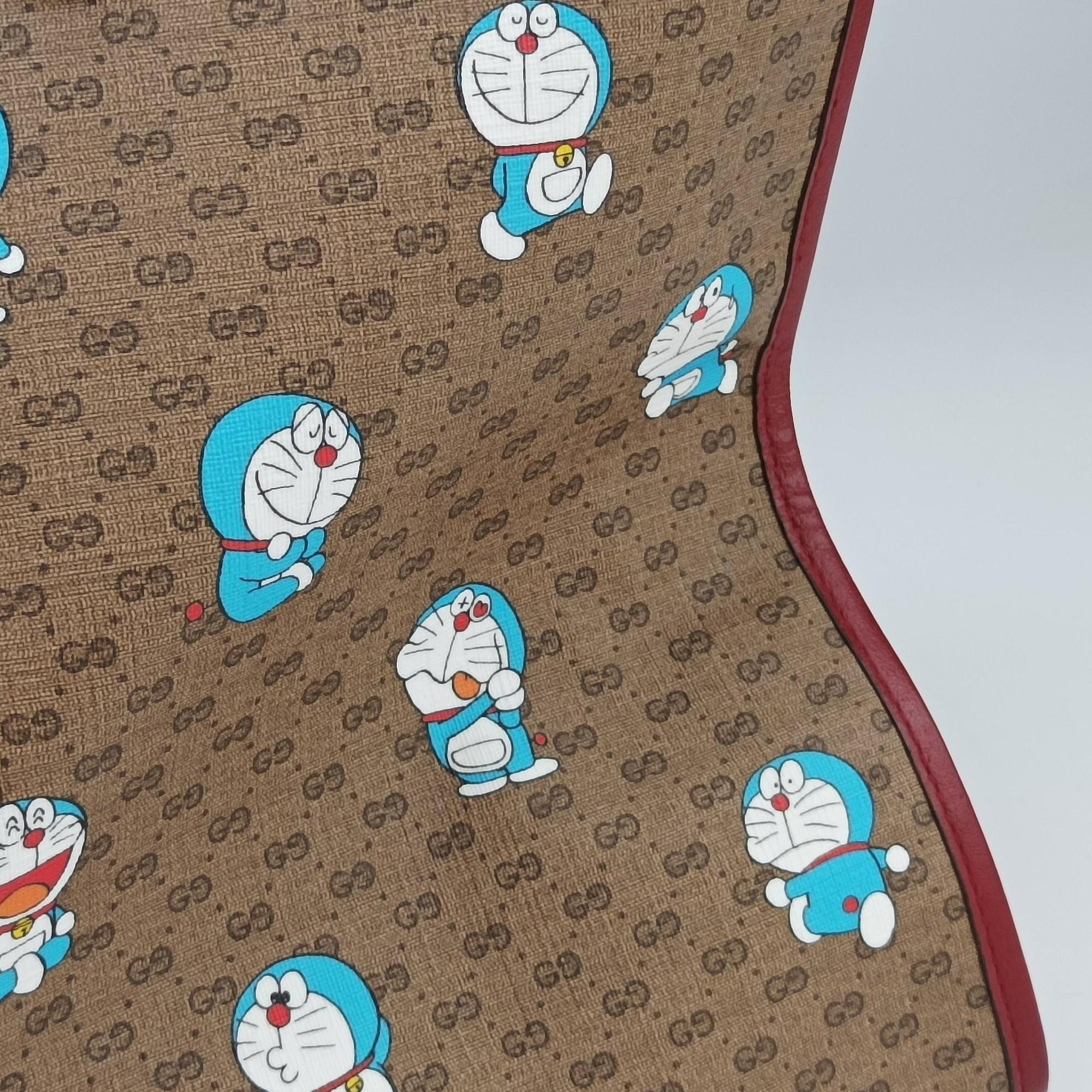 Fujiko-Pro Doraemon Micro GG Supreme Beige × Red × Multicolor PVC coated canvas×Leather 653952 B033864026フジコ プロ ドラえもん マイクロGGスプリーム ベージュ×レッド×マルチカラー PVCコーティングキャンバス×レザー 653952 B033864026
