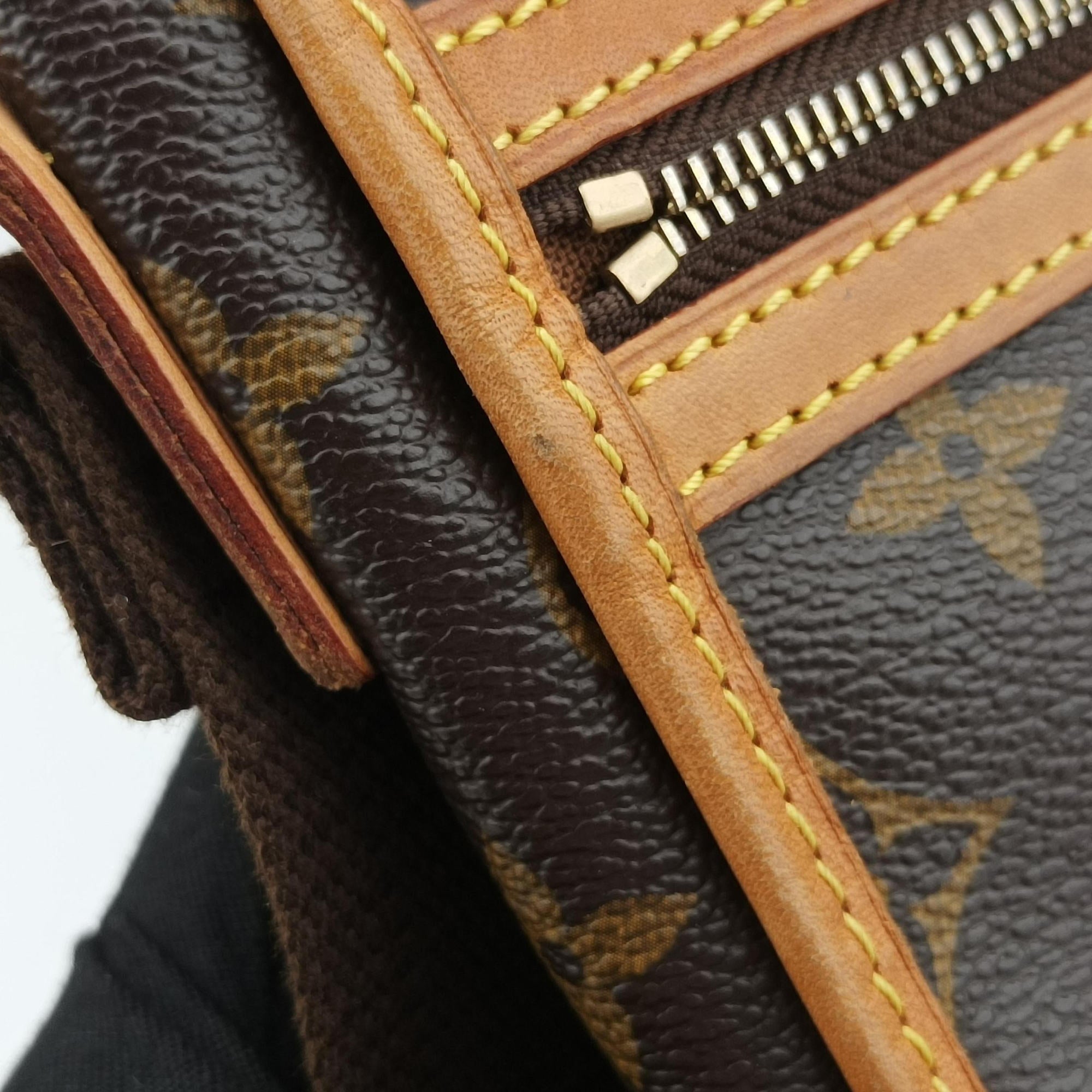 Pochette Bosphore Brown Monogram Canvas M40106 MI5018ポシェットボスフォール モノグラム/ブラウン モノグラムキャンバス M40106 MI5018