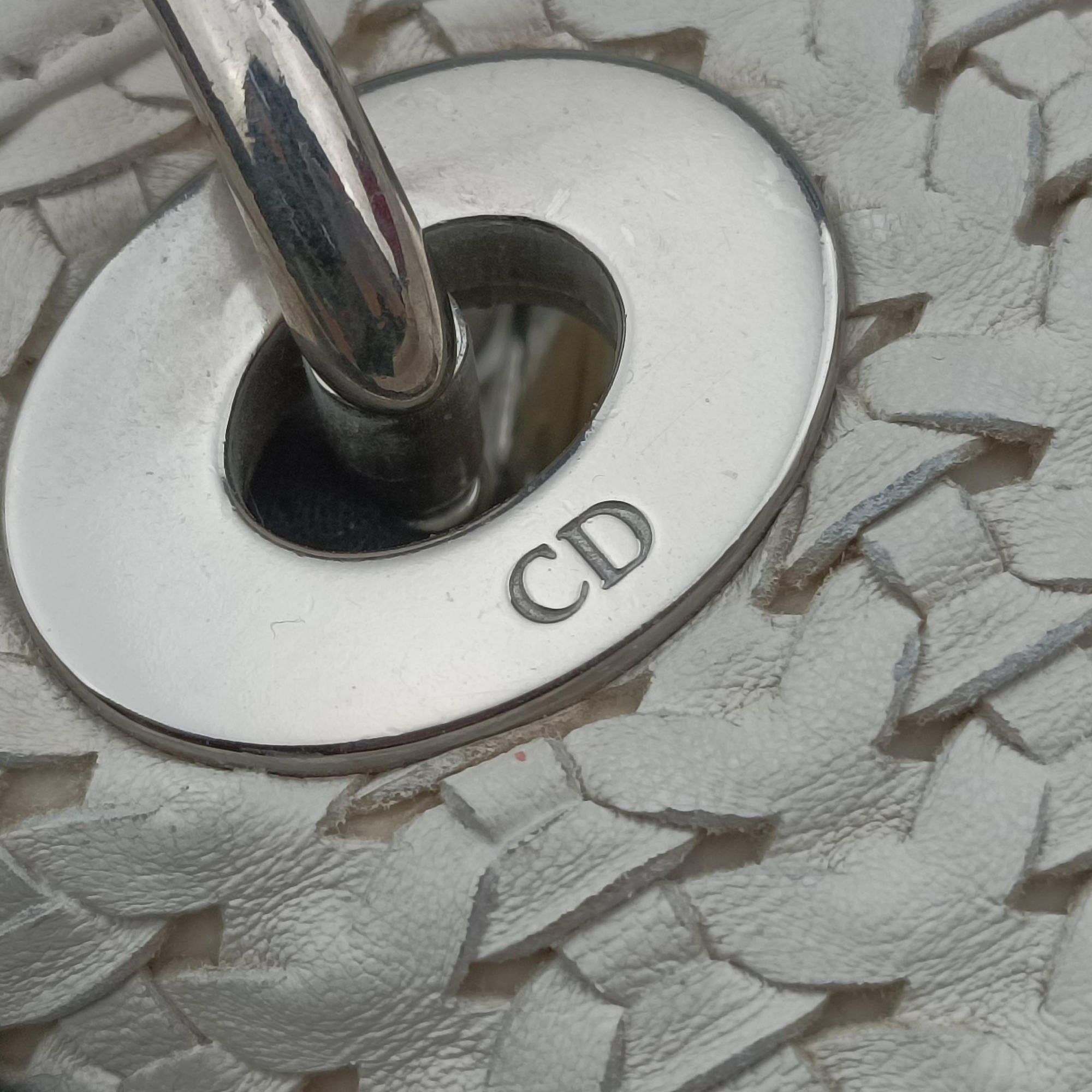 Soft Lady Dior Canage INTRECCIATO Tote White lambskin 01-RU-0048ソフト レディディオール カナージュ イントレチャート トート ホワイト ラムスキン 01-RU-0048