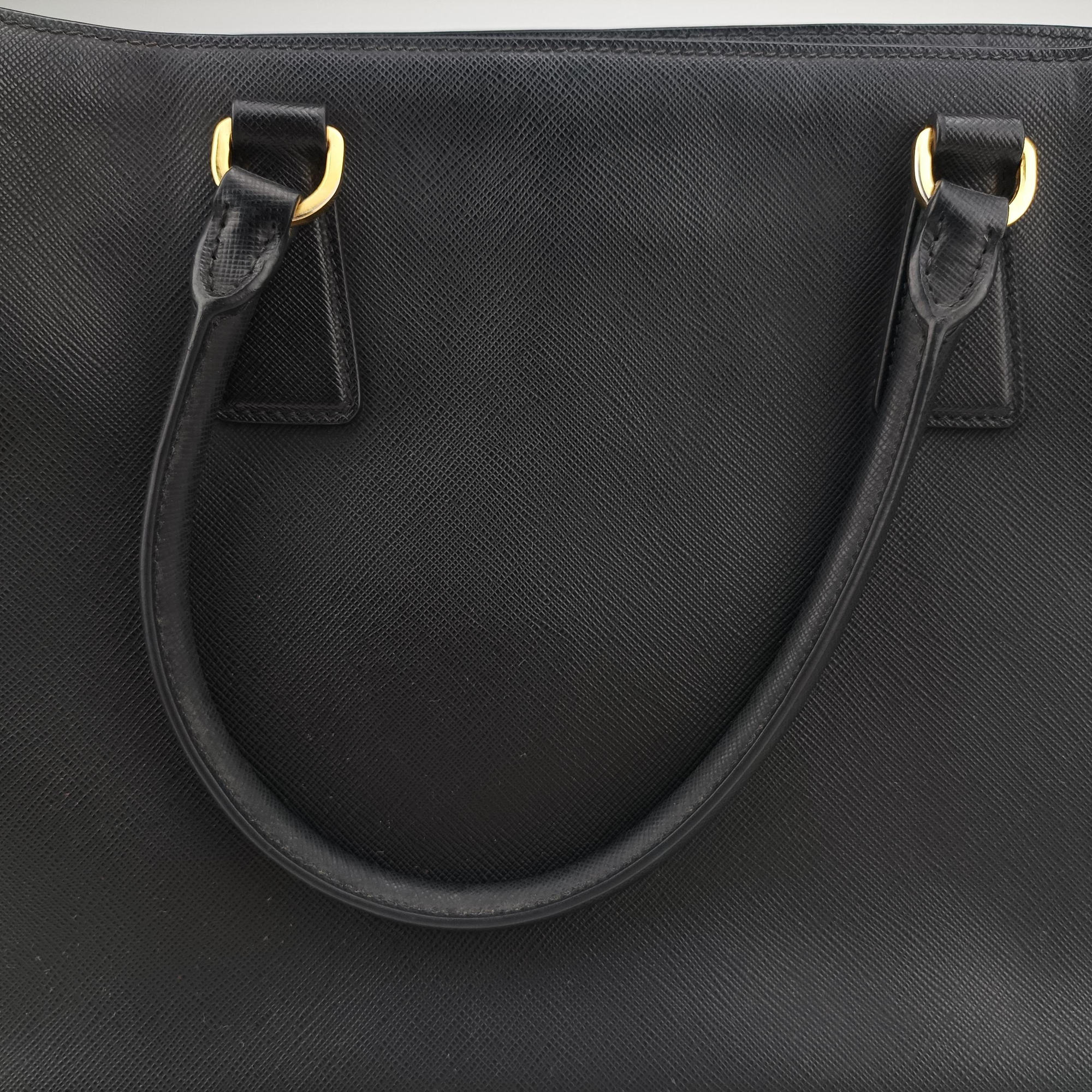Galleria Black SAFFIANO Leather BN2274 247ガレリア ブラック サフィアーノレザー BN2274 247