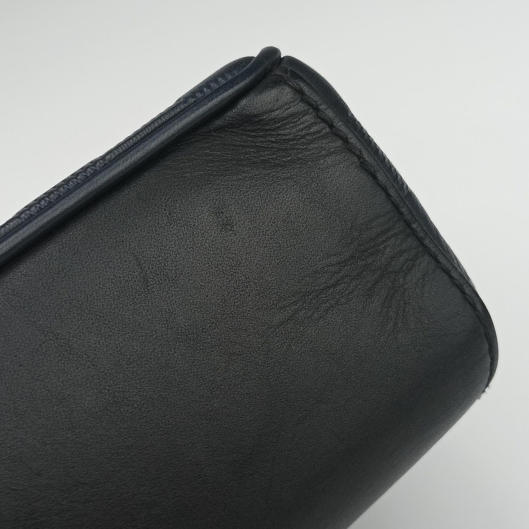 District PM Noir Damier Infini Leather N41033 CA2137ディストリクト PM ノワール ダミエアンフィニレザー N41033 CA2137