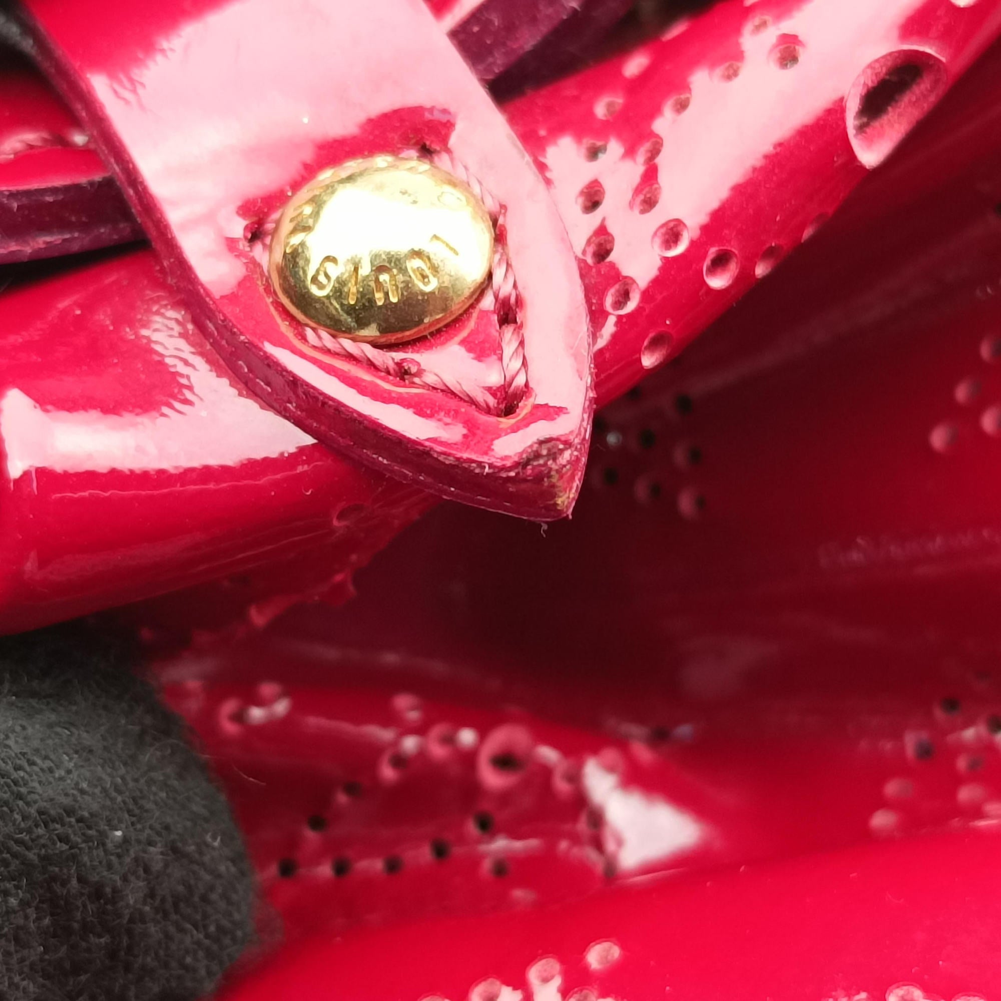Surya L Cerise Vernis M95880 SP2049スーリヤ L スリーズ ヴェルニ M95880 SP2049
