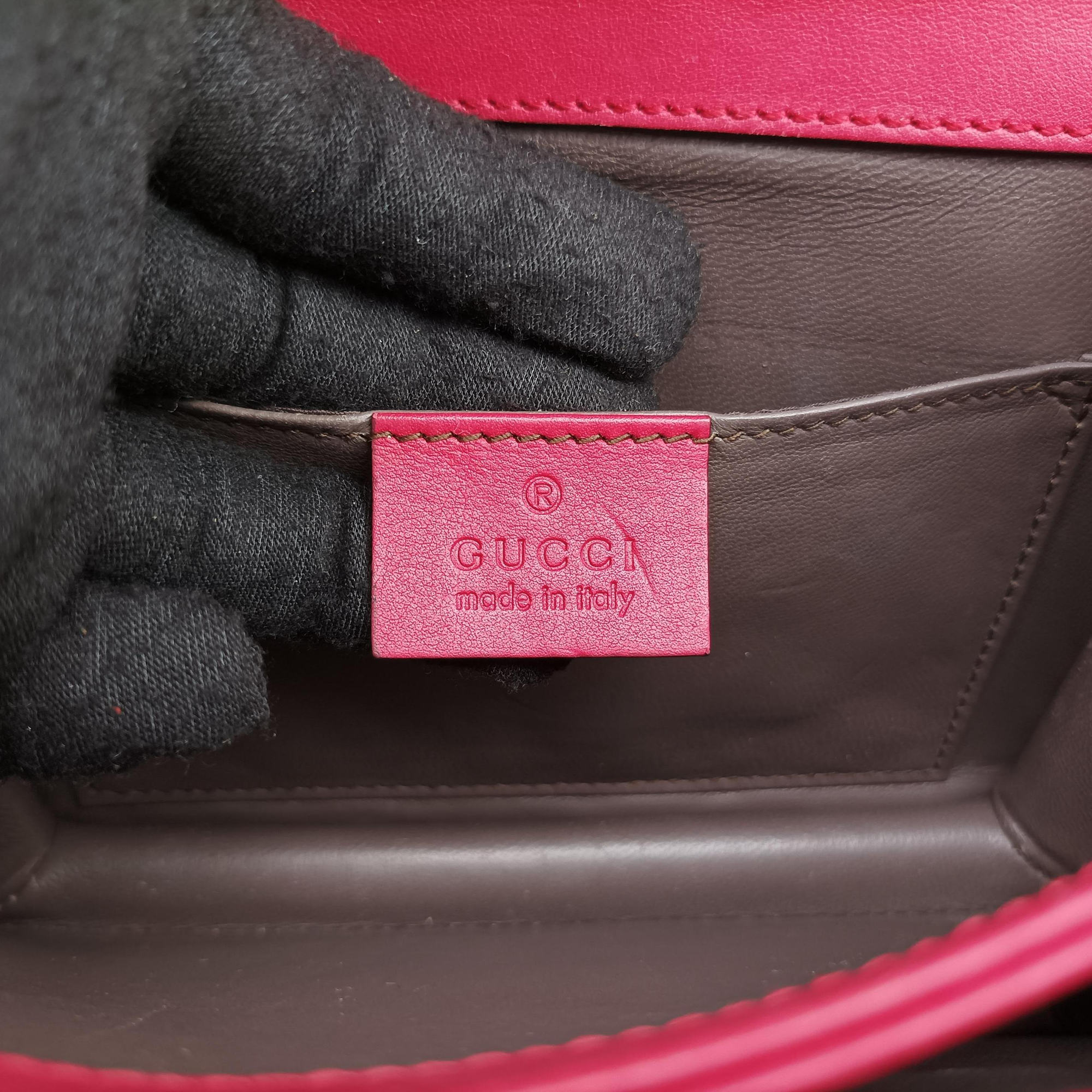 Interlocking G Red Patent Leather 387609 A018466107インターロッキングG レッド パテント 387609 A018466107