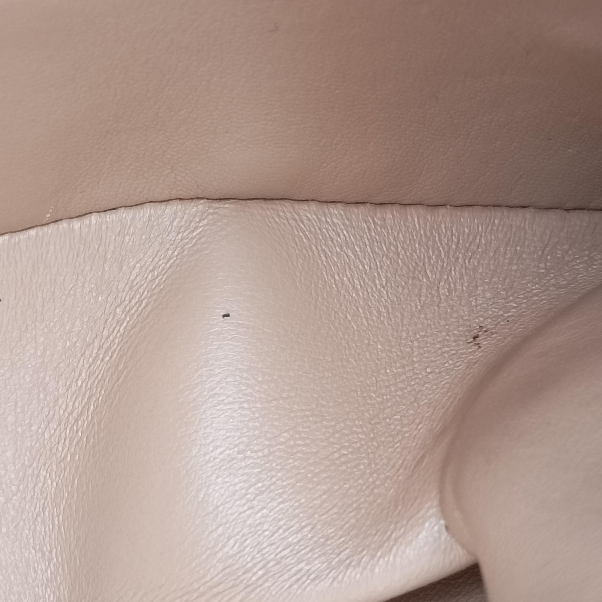 Broadway Pearl Bee White Leather 453778 I021993397ブロードウェイ パール ビー ホワイト レザー 453778 I021993397