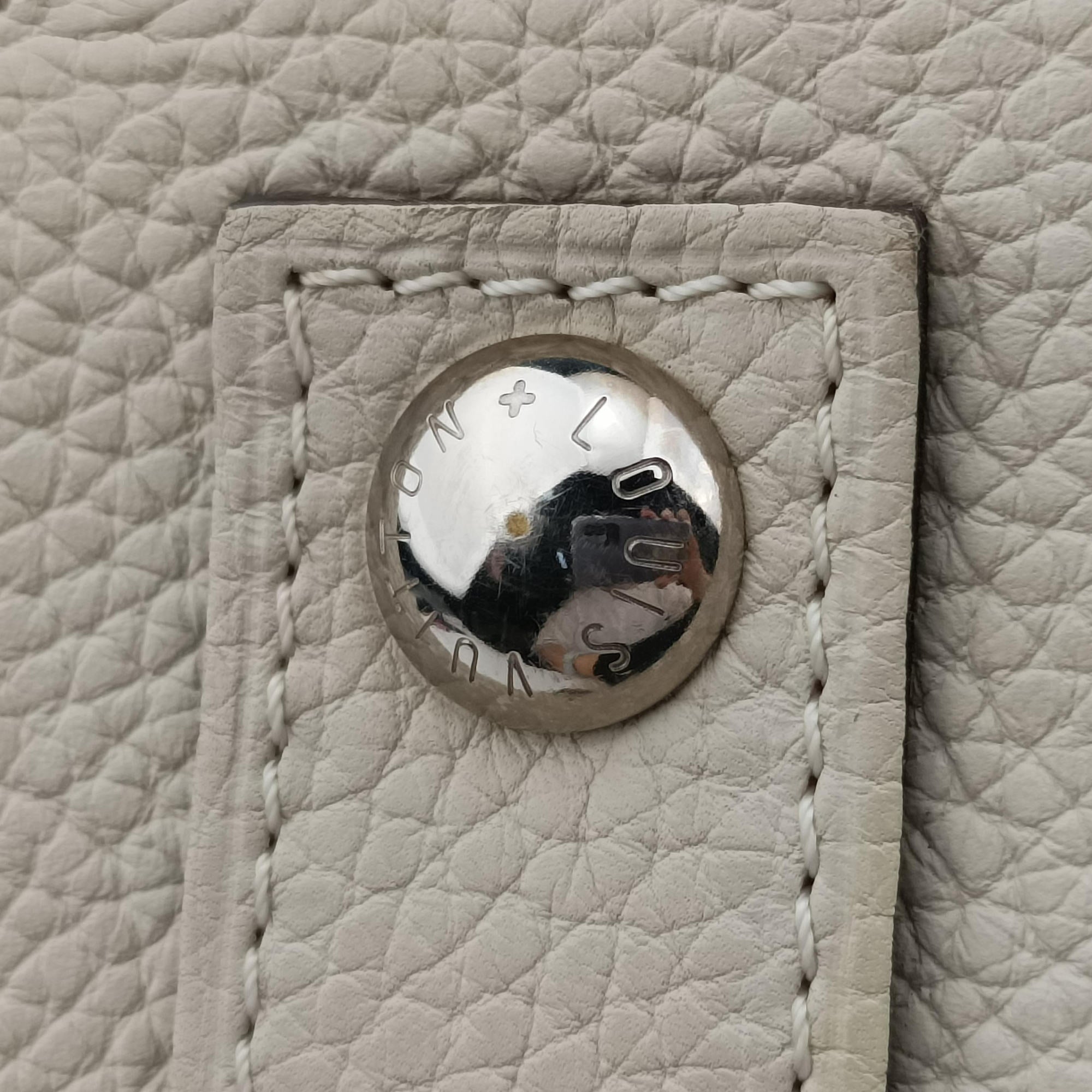 Parnassea Alma Blanc Casse Taurillon Leather M48878 MI1193パルナセア アルマ ブロンカッセ トリヨンレザー M48878 MI1193