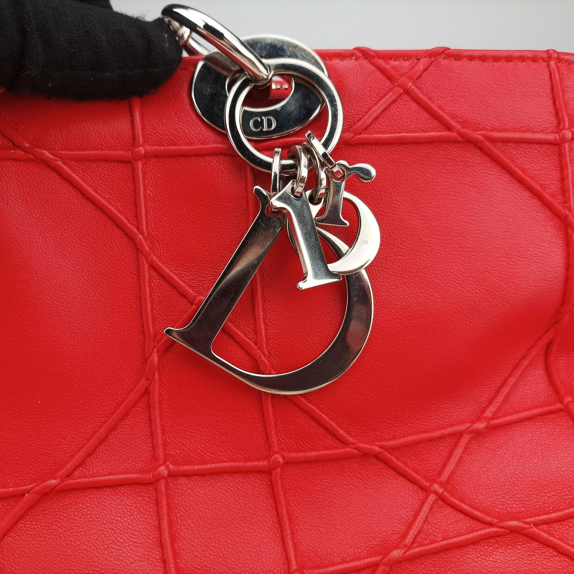 Lady Dior Cannage Soft Red Lambskin 17-BO-0194レディディオール カナージュ ソフト レッド ラムスキン 17-BO-0194
