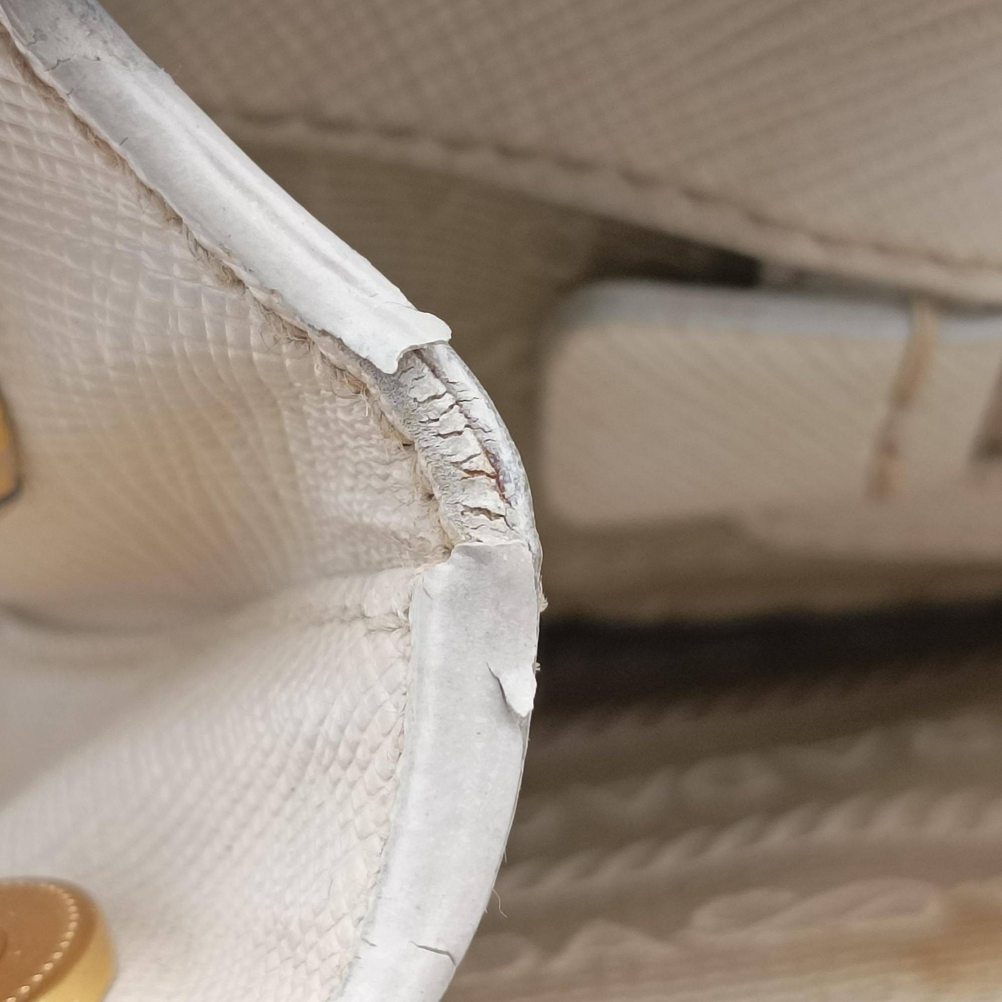 Galleria White SAFFIANO Leather BN1801 208ガレリア ホワイト サフィアーノレザー BN1801 208
