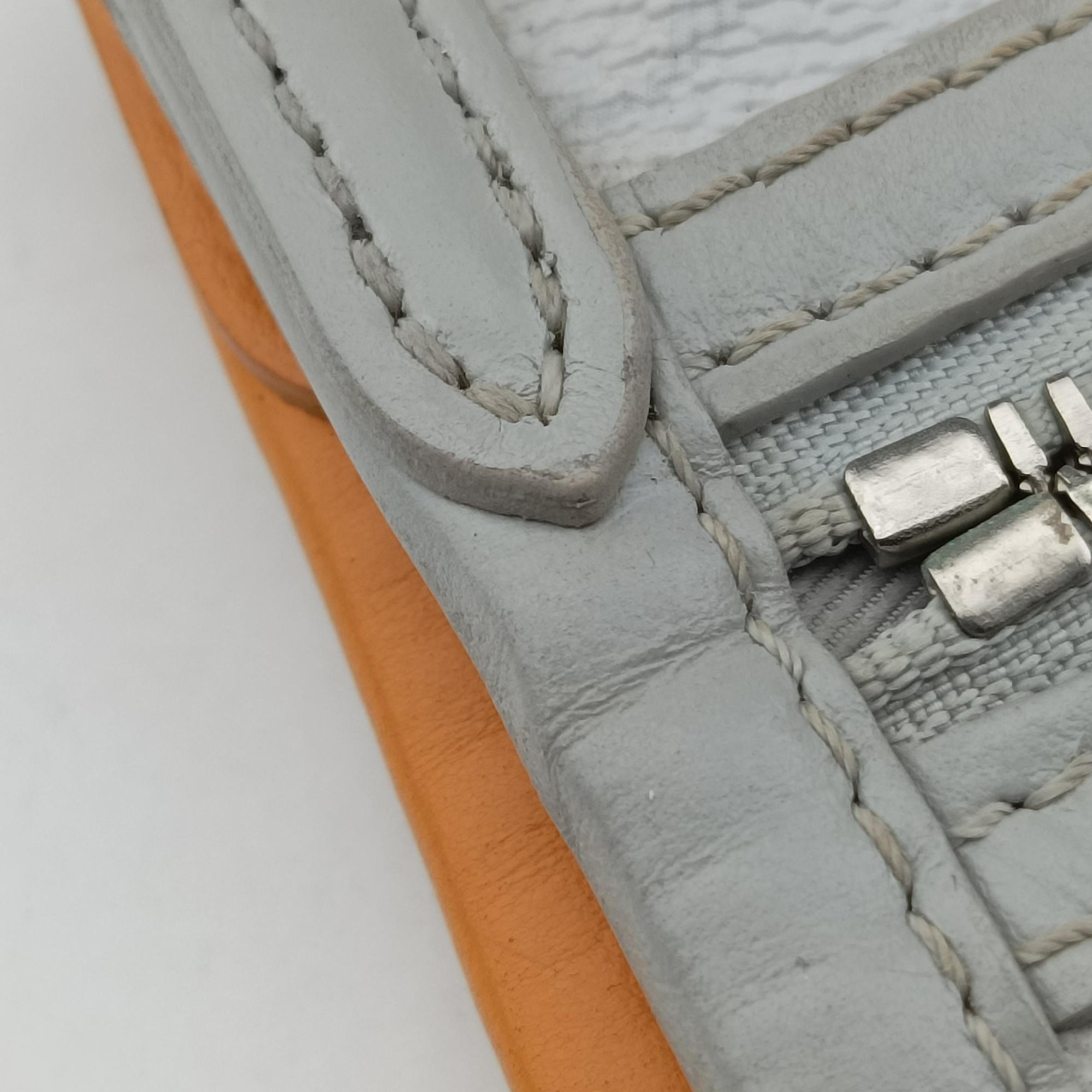 Flat Messenger White×orange White Monogram Canvas x Ocher Monogram Denim M44640 CA1139フラットメッセンジャー ブロン×オレンジ ホワイトモノグラムキャンバス×オーカーモノグラムデニム M44640 CA1139