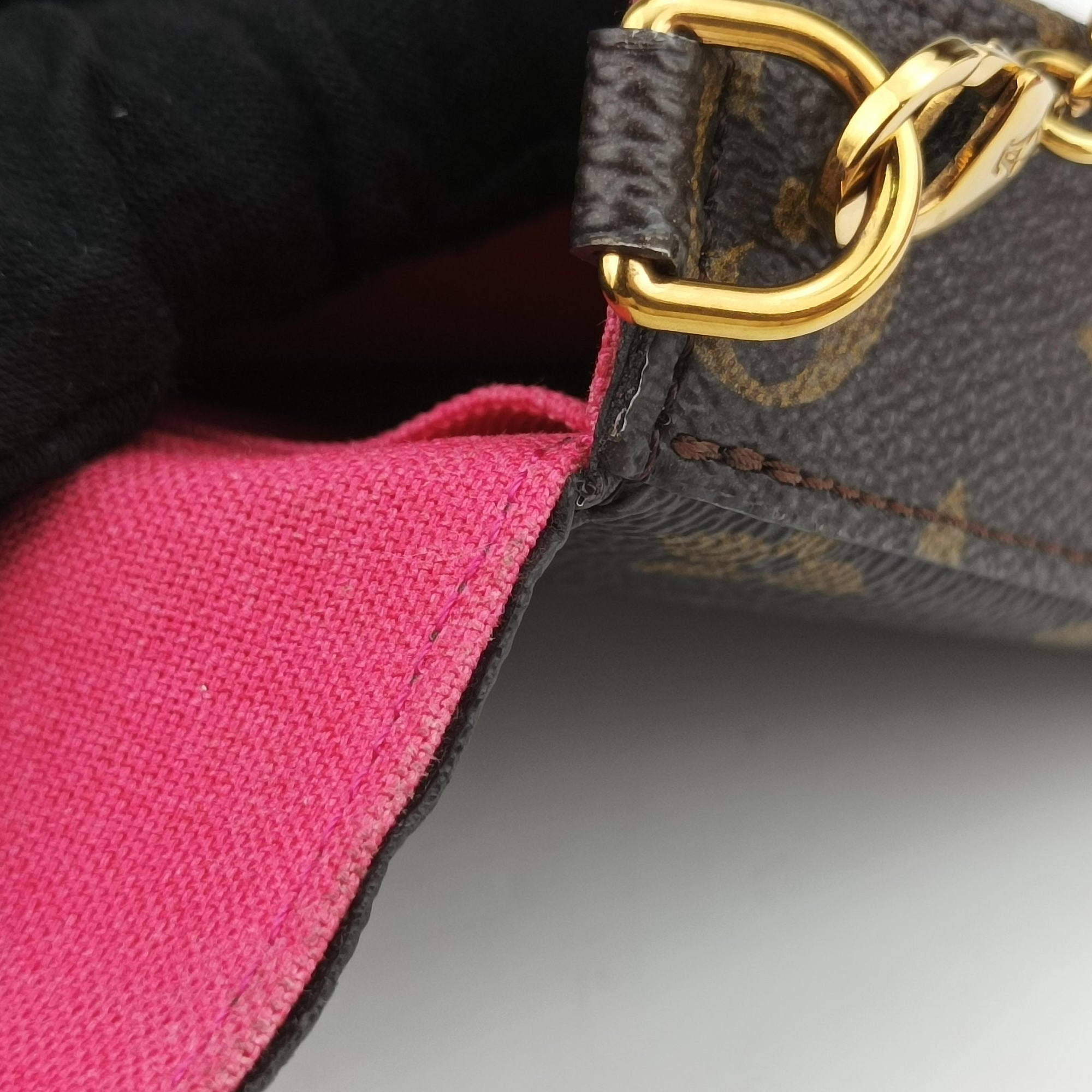 Love Lock Pochette Felicie Brown Monogram × Fuchsia Monogram PVC Coated Canvas M63999 MI5118ラブロック ポシェット フェリシー ブラウン×フューシャ モノグラムPVCコーティングキャンバス M63999 MI5118