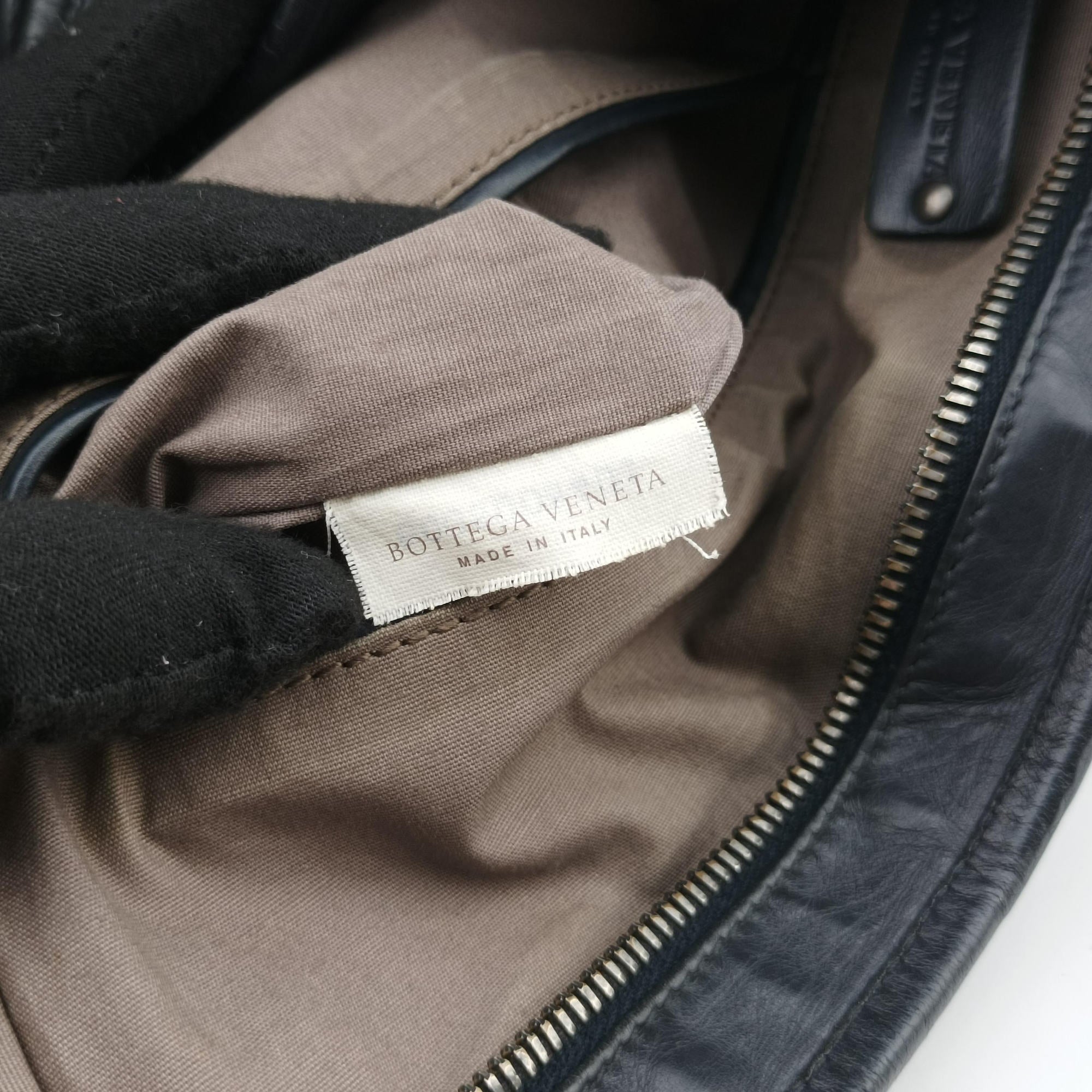 Intrecciato Black lambskin B00800840Iイントレチャート ブラック ラムスキン B00800840I