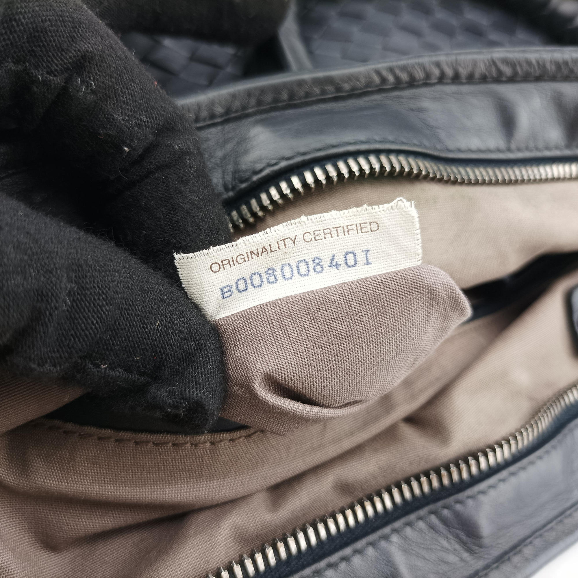 Intrecciato Black lambskin B00800840Iイントレチャート ブラック ラムスキン B00800840I