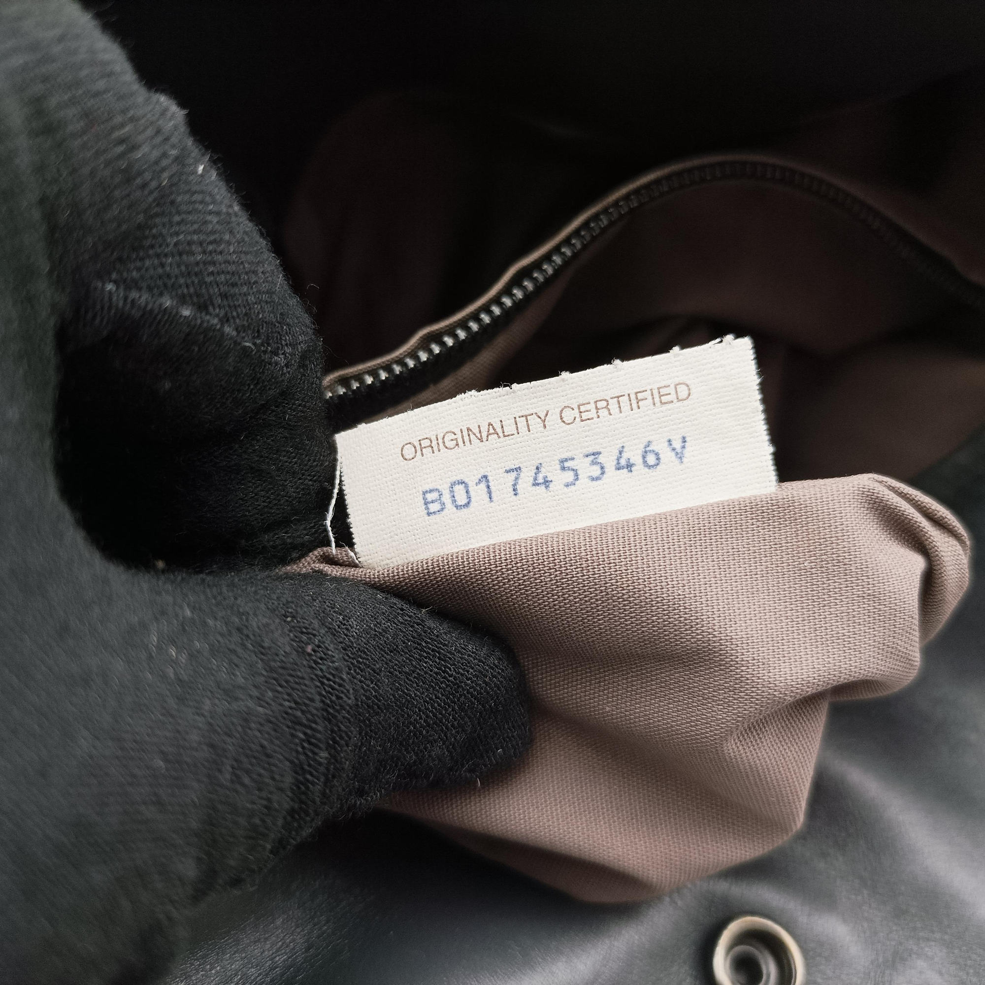 Intrecciato Shopper Acatl Grey lambskin B01745346Vイントレチャート ショッパー アキャトル グレー ラムスキン B01745346V