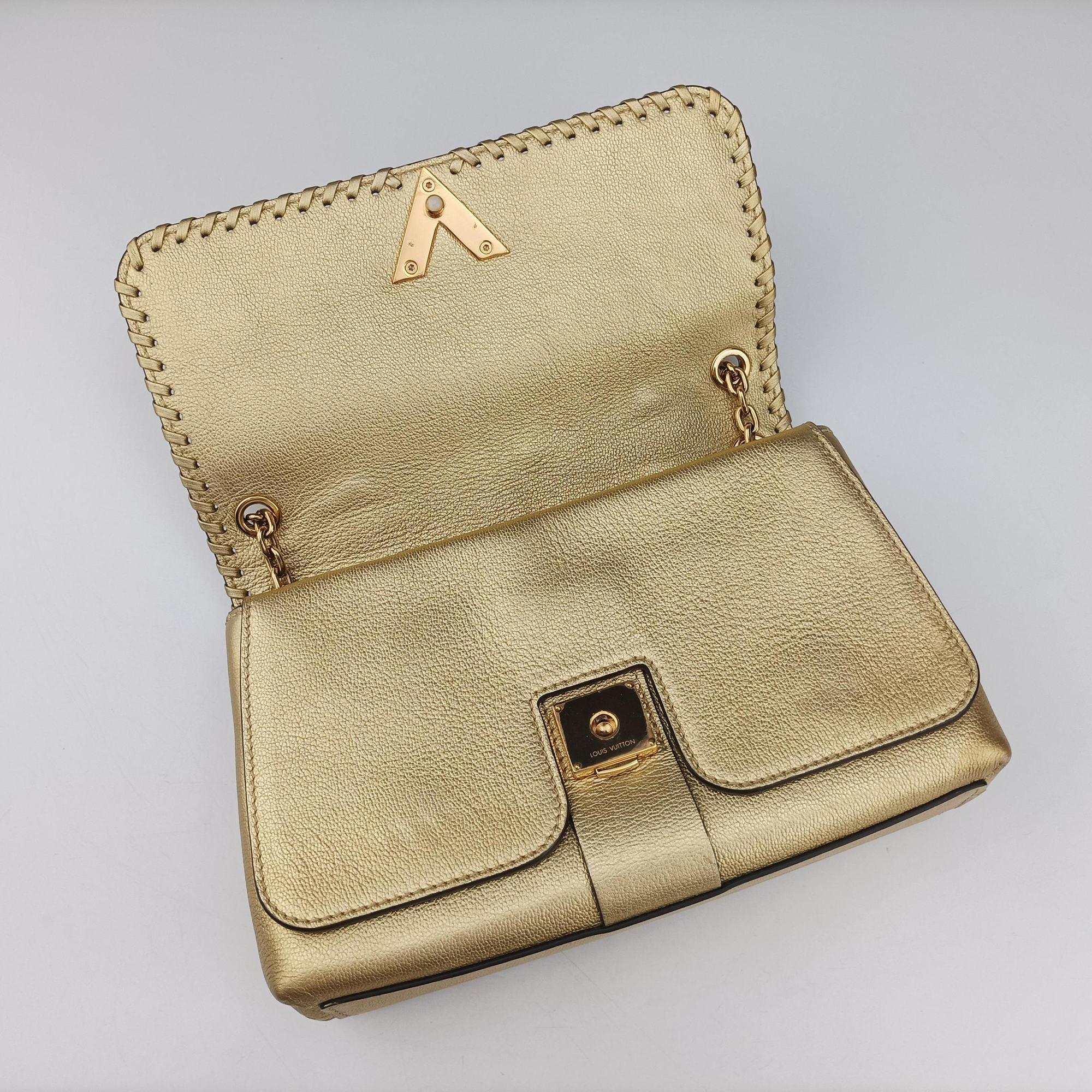 Very Chain Golden Leather M43202 FO3177ヴェリー チェーン ゴールド レザー M43202 FO3177
