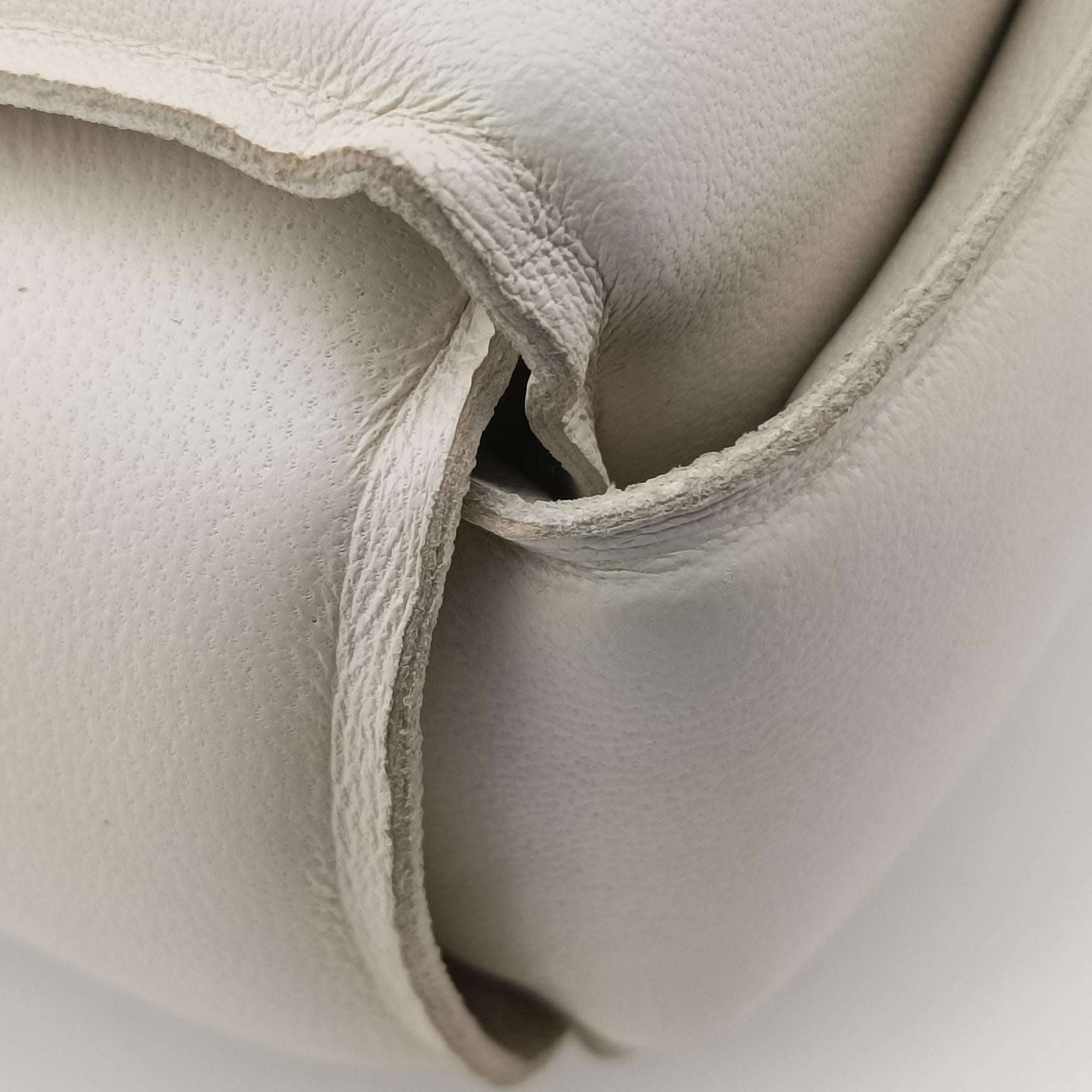 Padded CASSETTE White lambskin B08847226N IC Chipパデッド カセット ホワイト ラムスキン B08847226N ICチップ