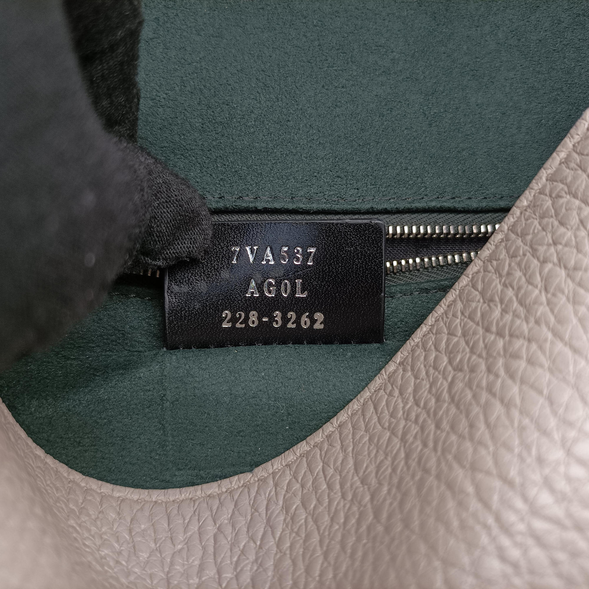 Baguette Grey Leather 7VA537 7VA537 AG0L 228-3262マンマバケット グレー レザー 7VA537 7VA537 AG0L 228-3262