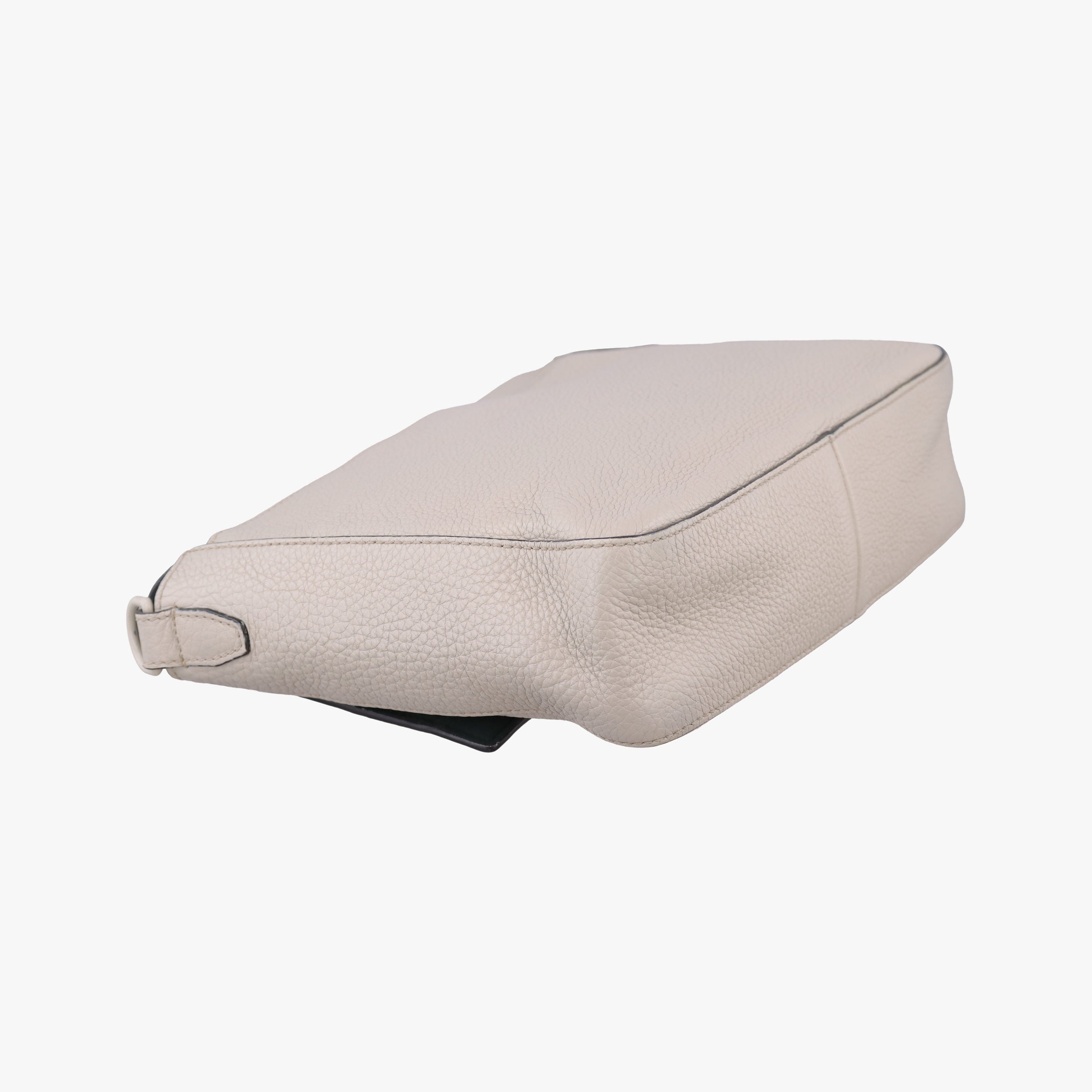 Baguette Grey Leather 7VA537 7VA537 AG0L 228-3262マンマバケット グレー レザー 7VA537 7VA537 AG0L 228-3262