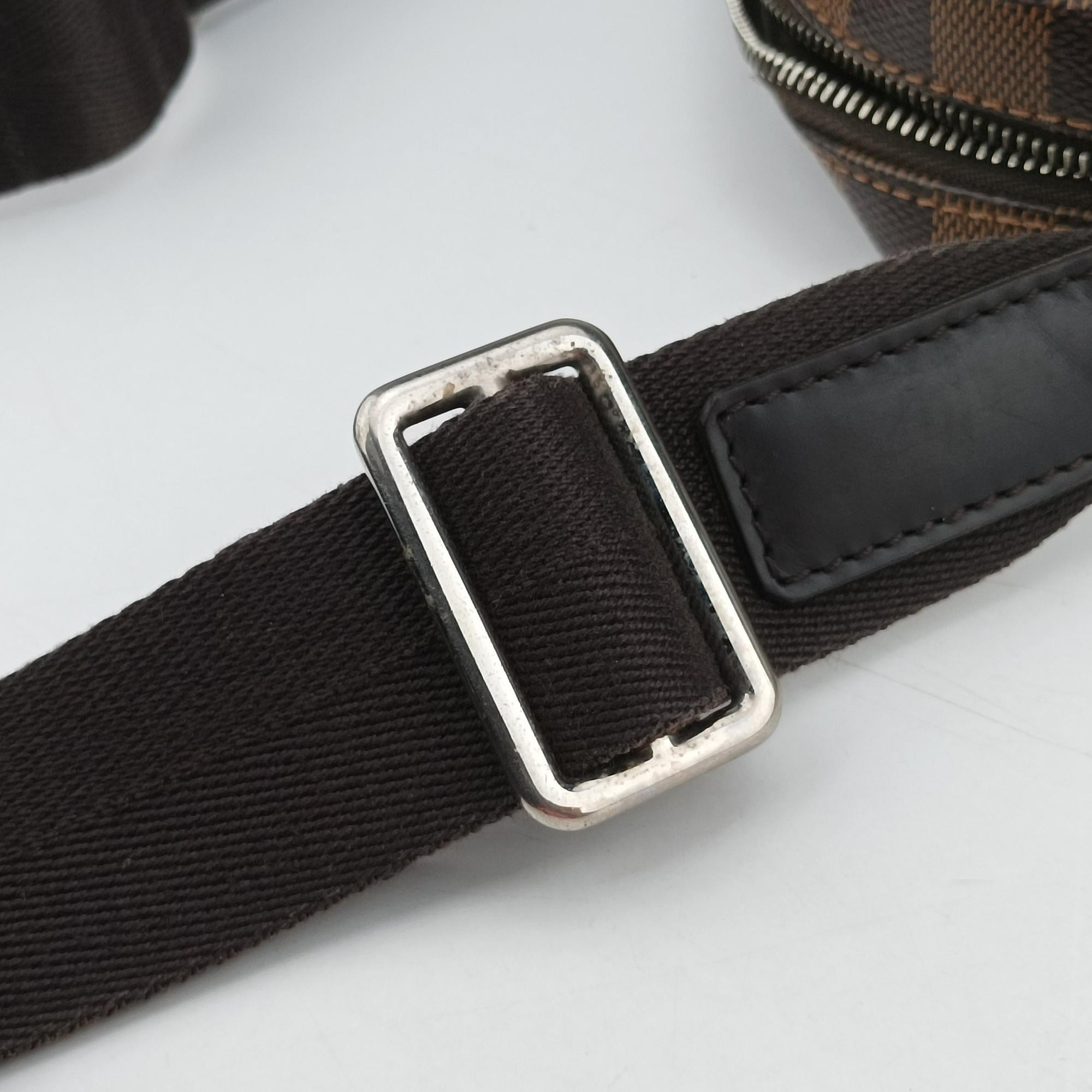 Jake messenger PM EBENE Damier Canvas N41568 TR2105ジェイクメッセンジャーPM エベヌ ダミエキャンバス N41568 TR2105