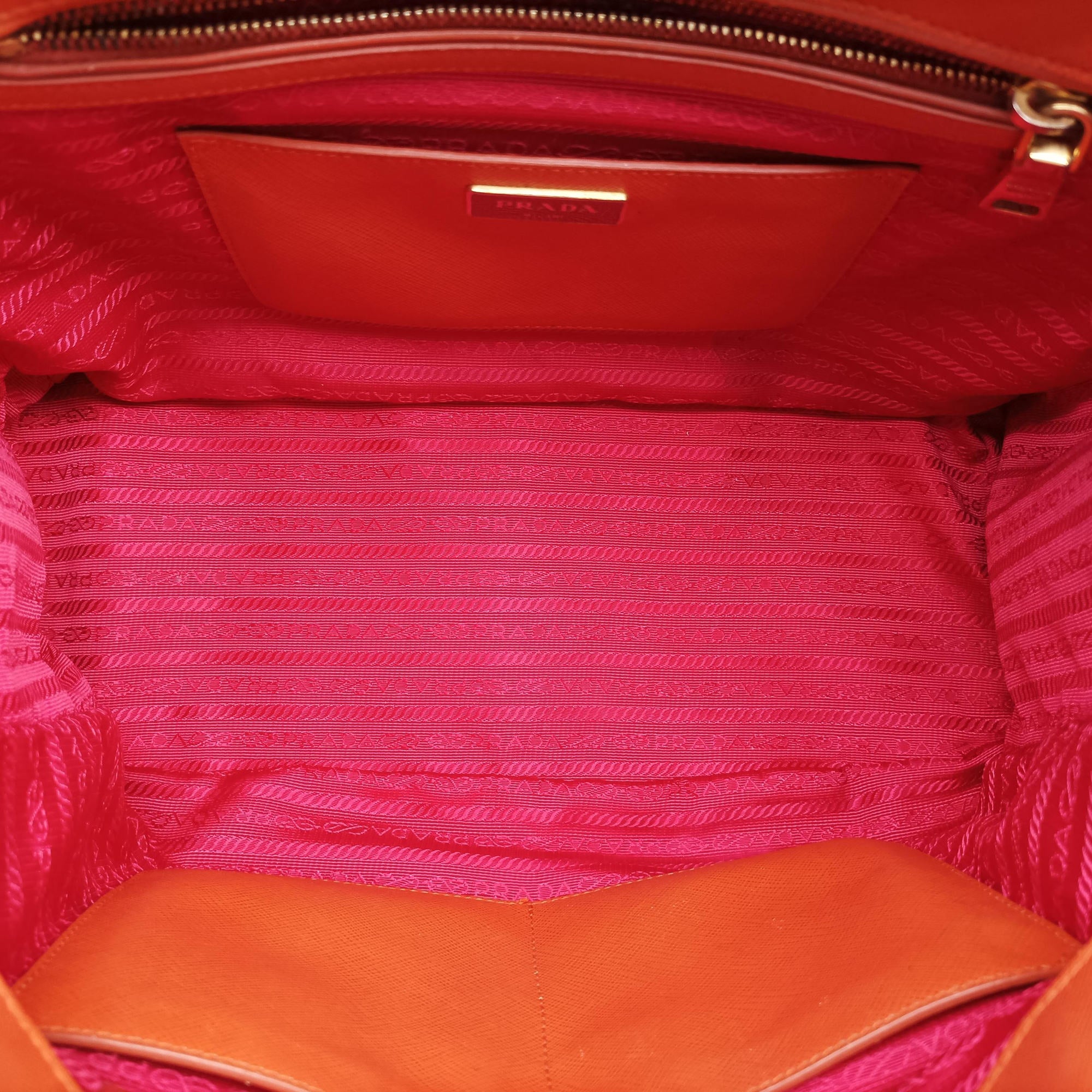 Galleria Orange×red SAFFIANO Leather BN1844 31/Aガレリア オレンジ×レッド サフィアーノレザー BN1844 31/A