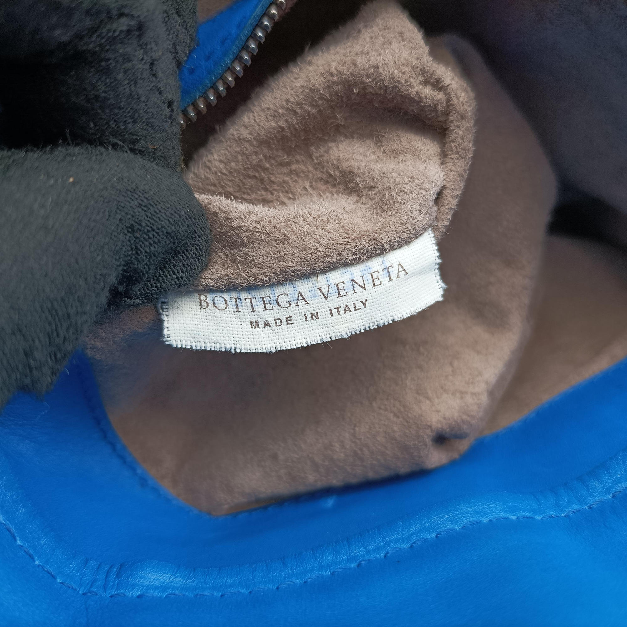 Roma Intrecciato Blue lambskin B02133734Tローマ イントレチャート ブルー ラムスキン B02133734T