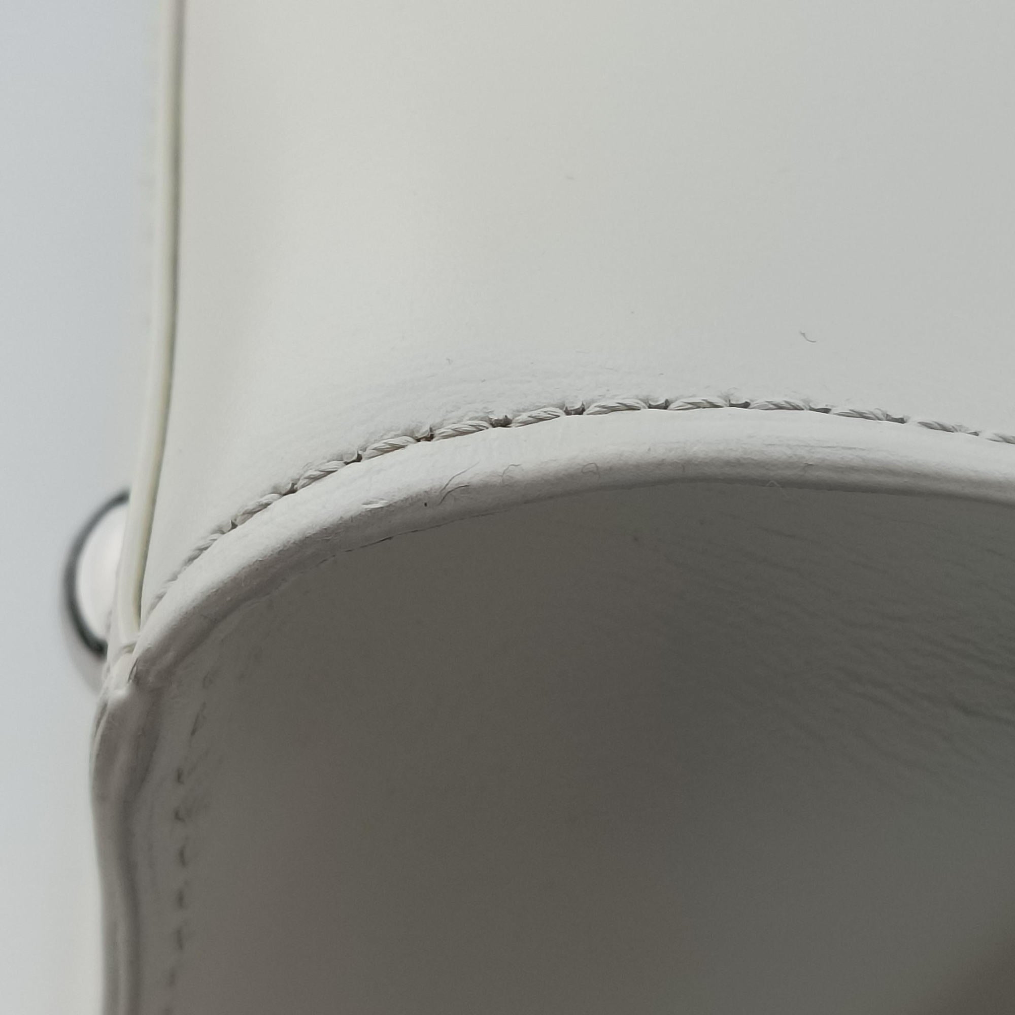 Brillon MM
White Leather FO5Aブリヨン MM ホワイト レザー FO5A
