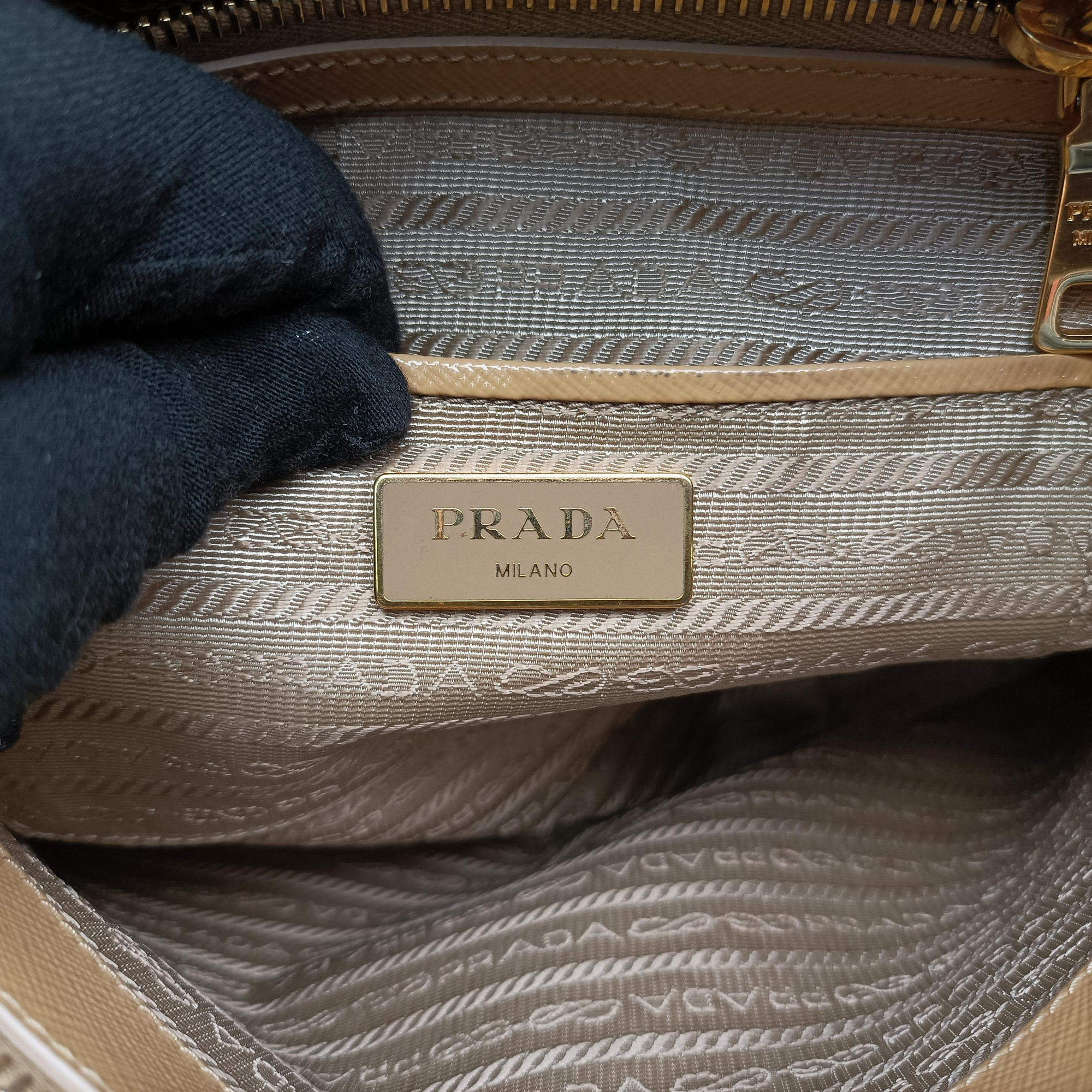Pyramid Beige Patent BL0808 31/Fピラミッド ベージュ パテント BL0808 31/F