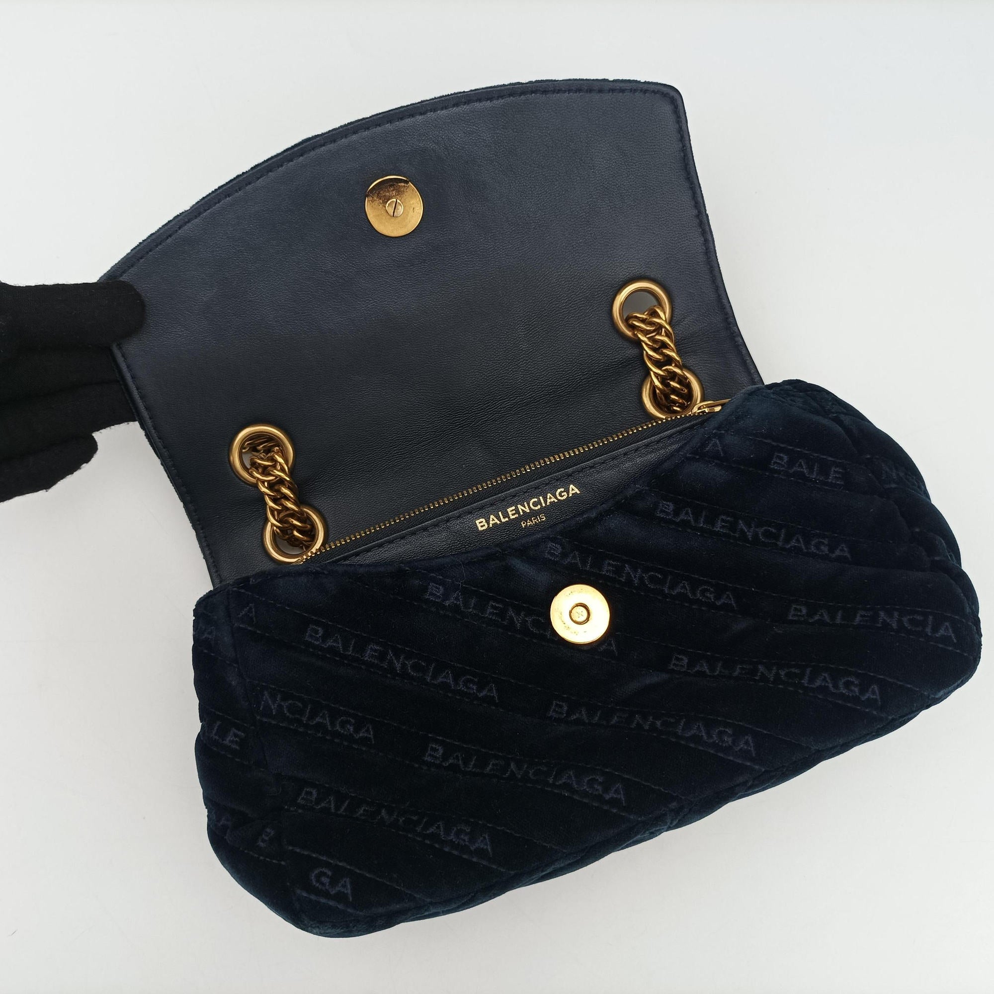BB Round Navy velour 501681 4410 Z 538735BB ラウンド ネイビー ベロア 501681 4410 Z 538735