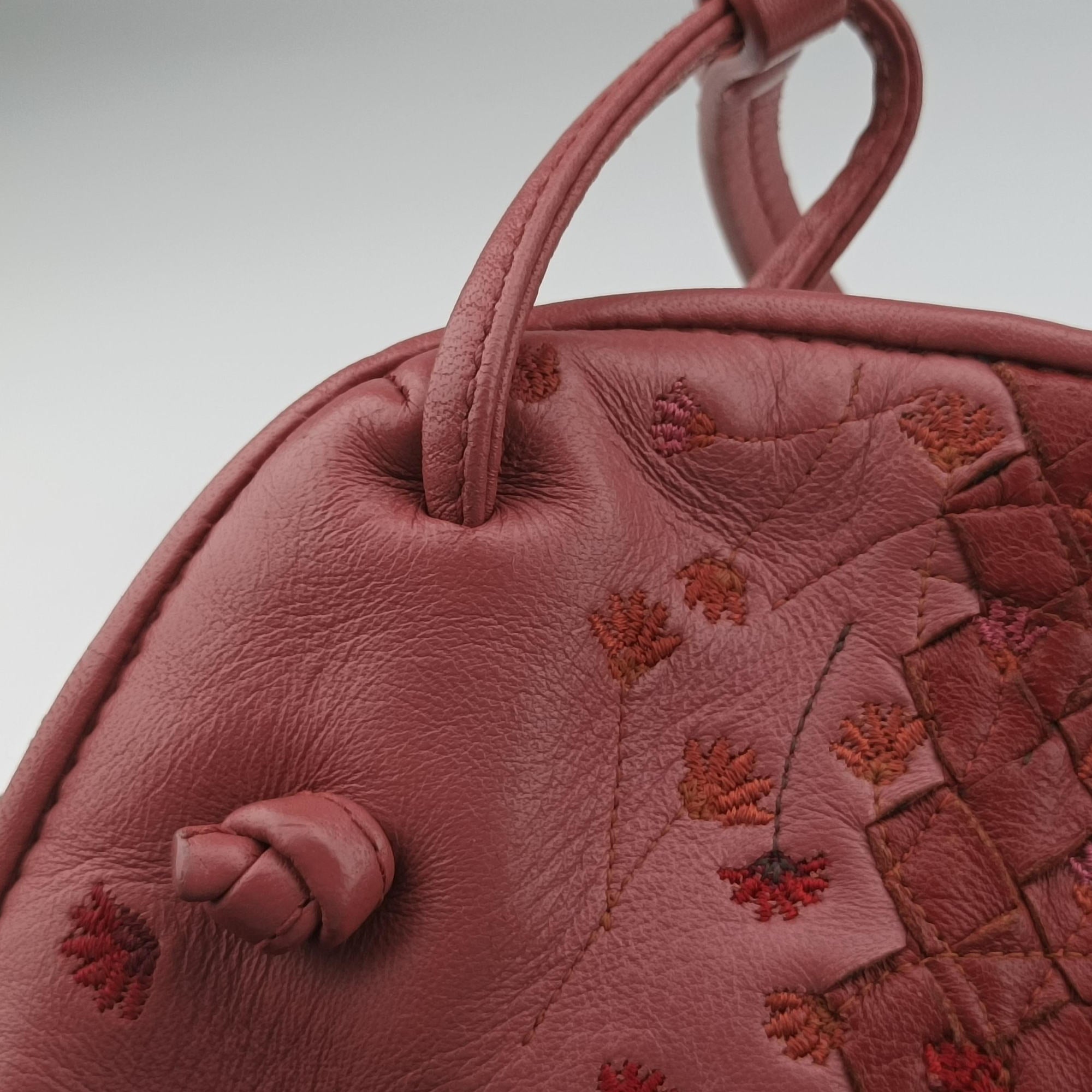 Floral Intrecciato Pink×multicolor lambskin B06275154Bフローラル イントレッチアート ピンク×マルチカラー ラムスキン B06275154B