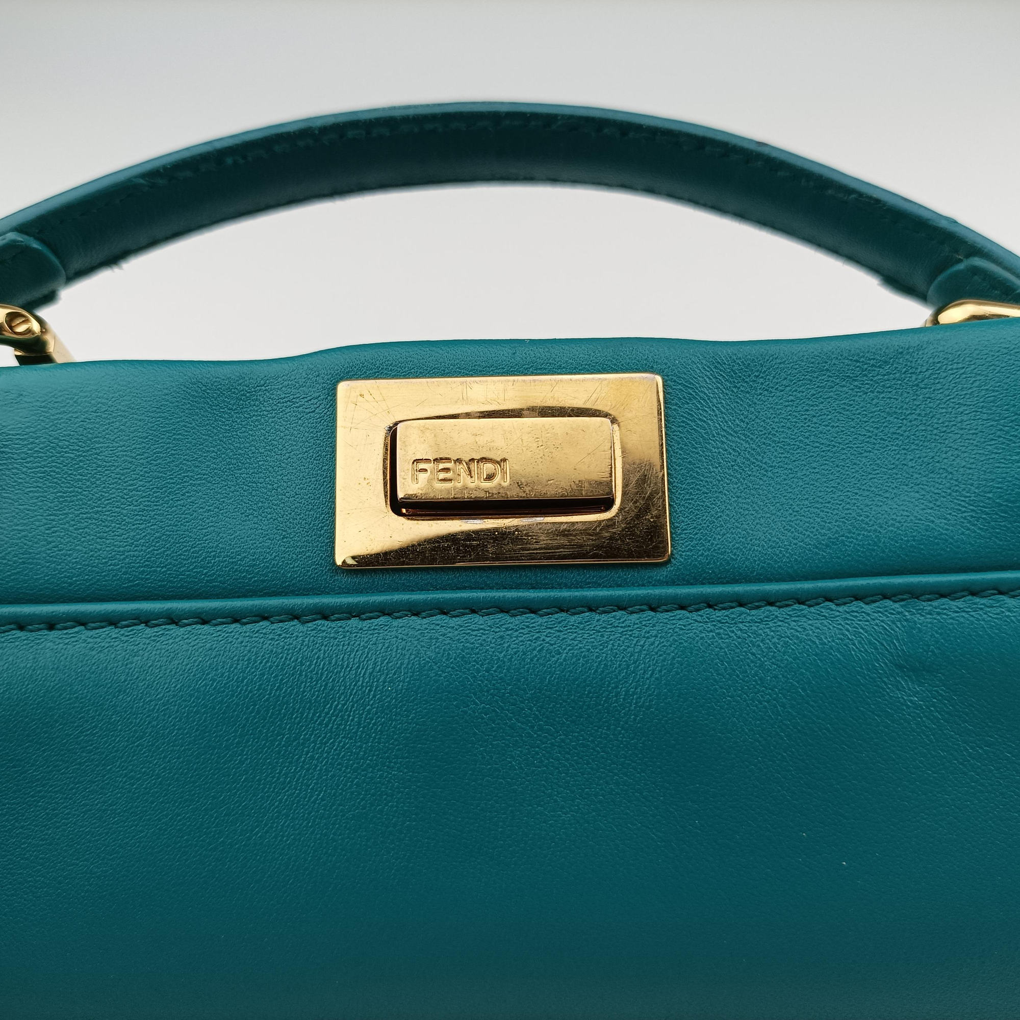 PEEKABOO Blue Leather 8BN244 8BN244-K4P-149-2516ピーカブー ミニ ブルー レザー 8BN244 8BN244-K4P-149-2516