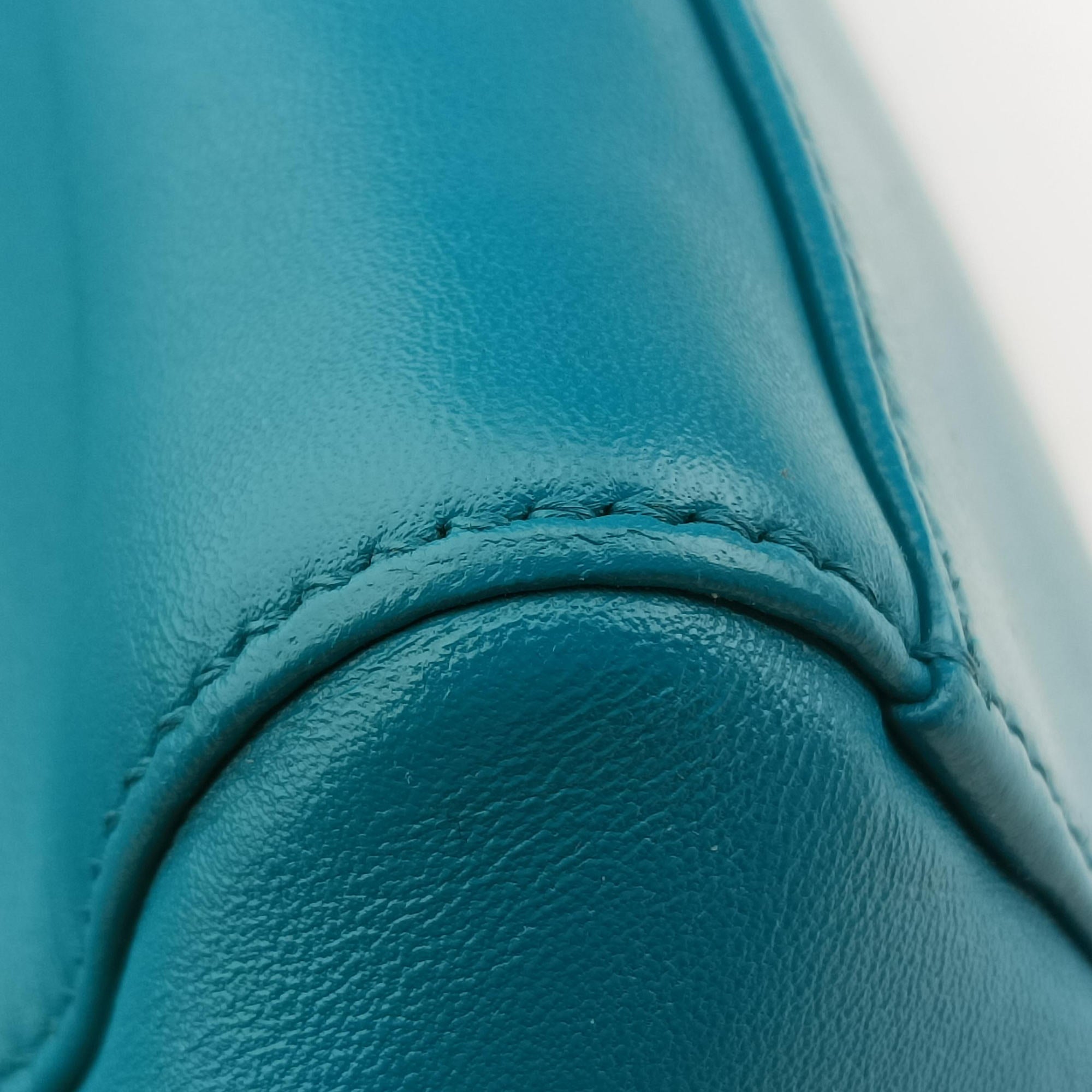 PEEKABOO Blue Leather 8BN244 8BN244-K4P-149-2516ピーカブー ミニ ブルー レザー 8BN244 8BN244-K4P-149-2516