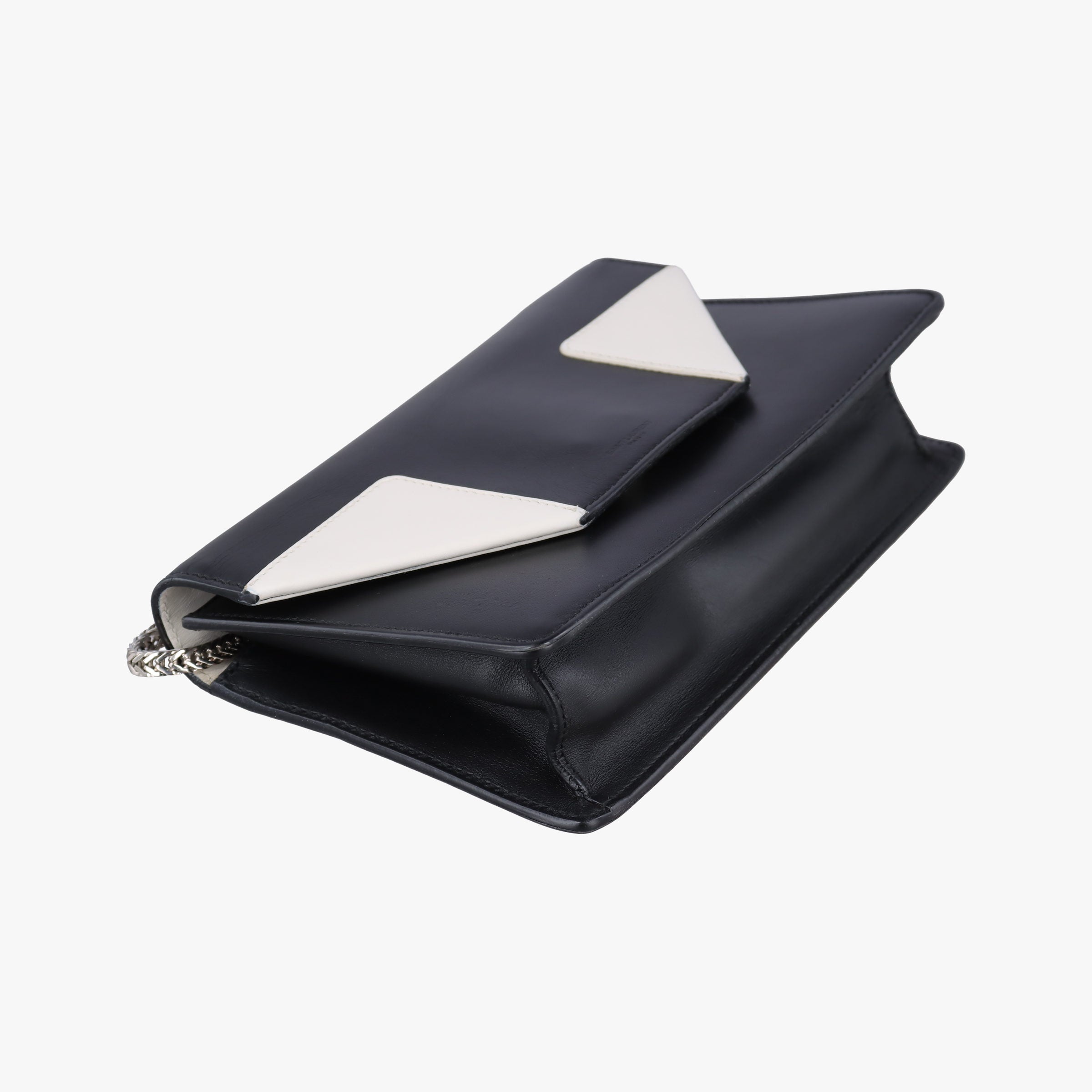 Small Betty Flap Black × White Leather 314516 314516.529258ベティ スモール ブラック × ホワイト レザー 314516 314516.529258