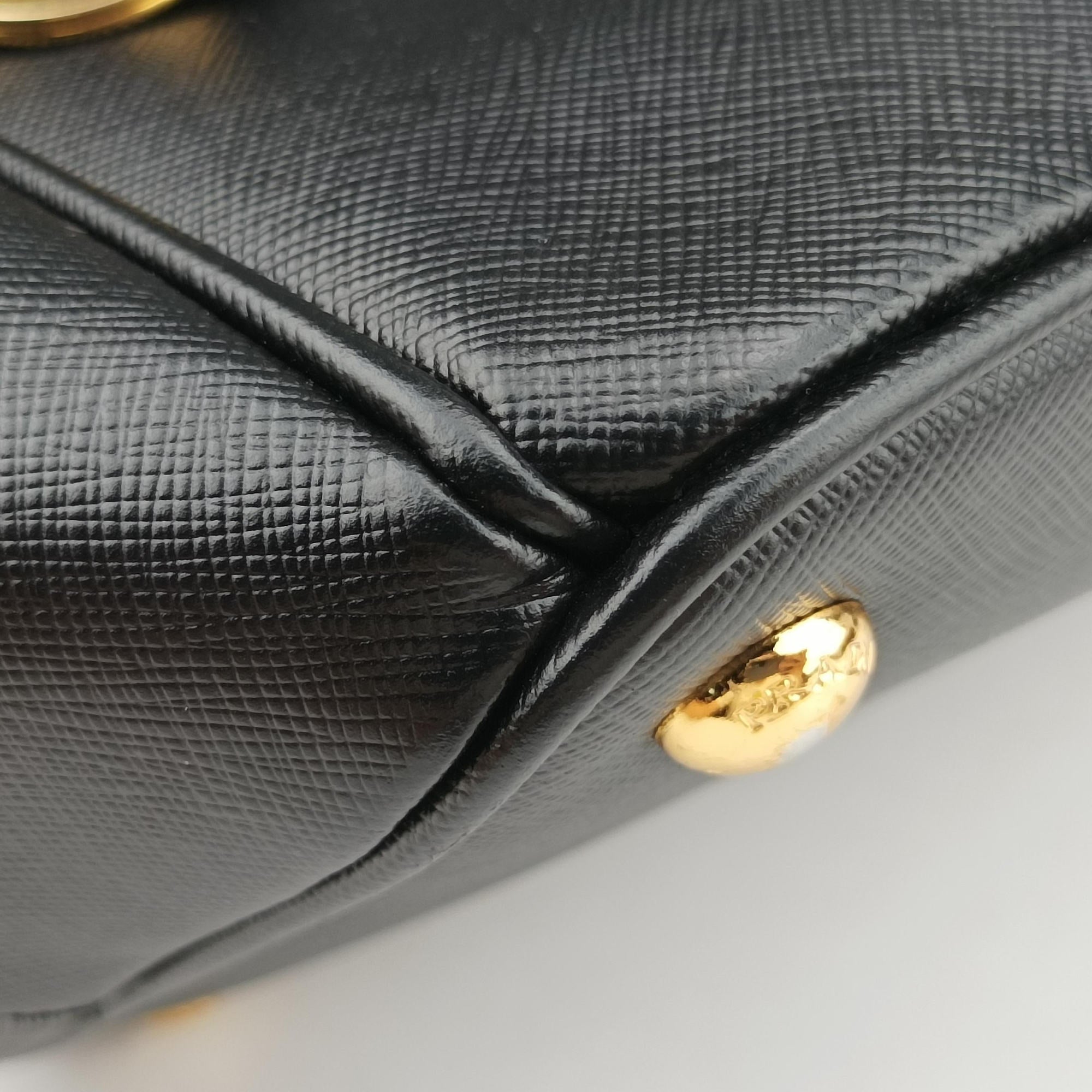 Galleria Black SAFFIANO Leather BN2274 7 V 173ガレリア ブラック サフィアーノレザー BN2274 7 V 173