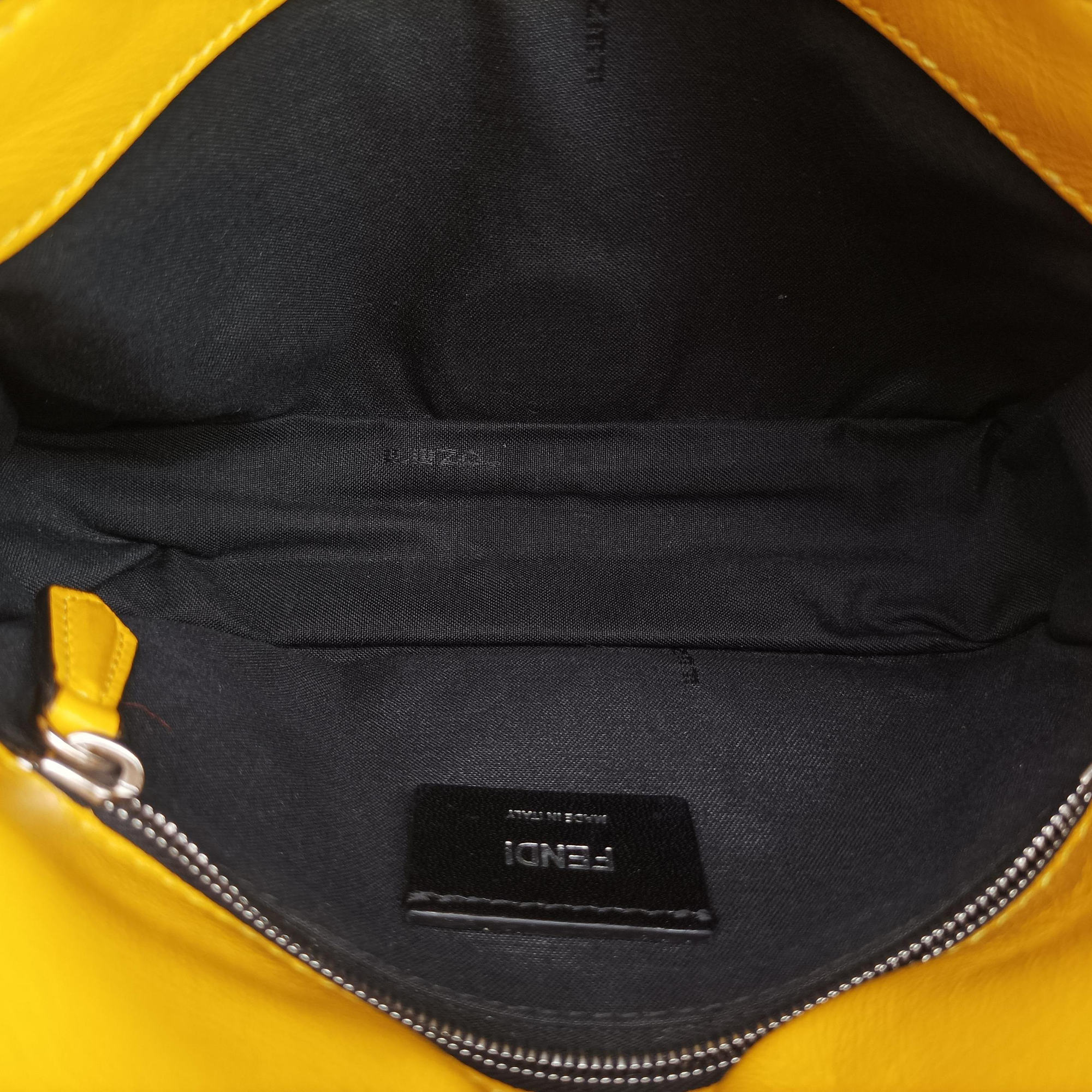 Flap Expand Yellow Leather 7M0299 7M0299 A72V 209-0501フラップ エクスパンド イエロー レザー 7M0299 7M0299 A72V 209-0501
