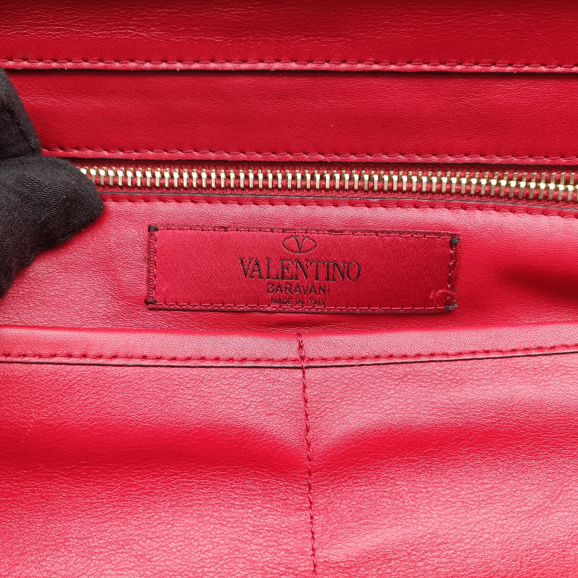 Rockstud Red Leather Lot number unknownロックスタッズ レッド レザー 製番不明