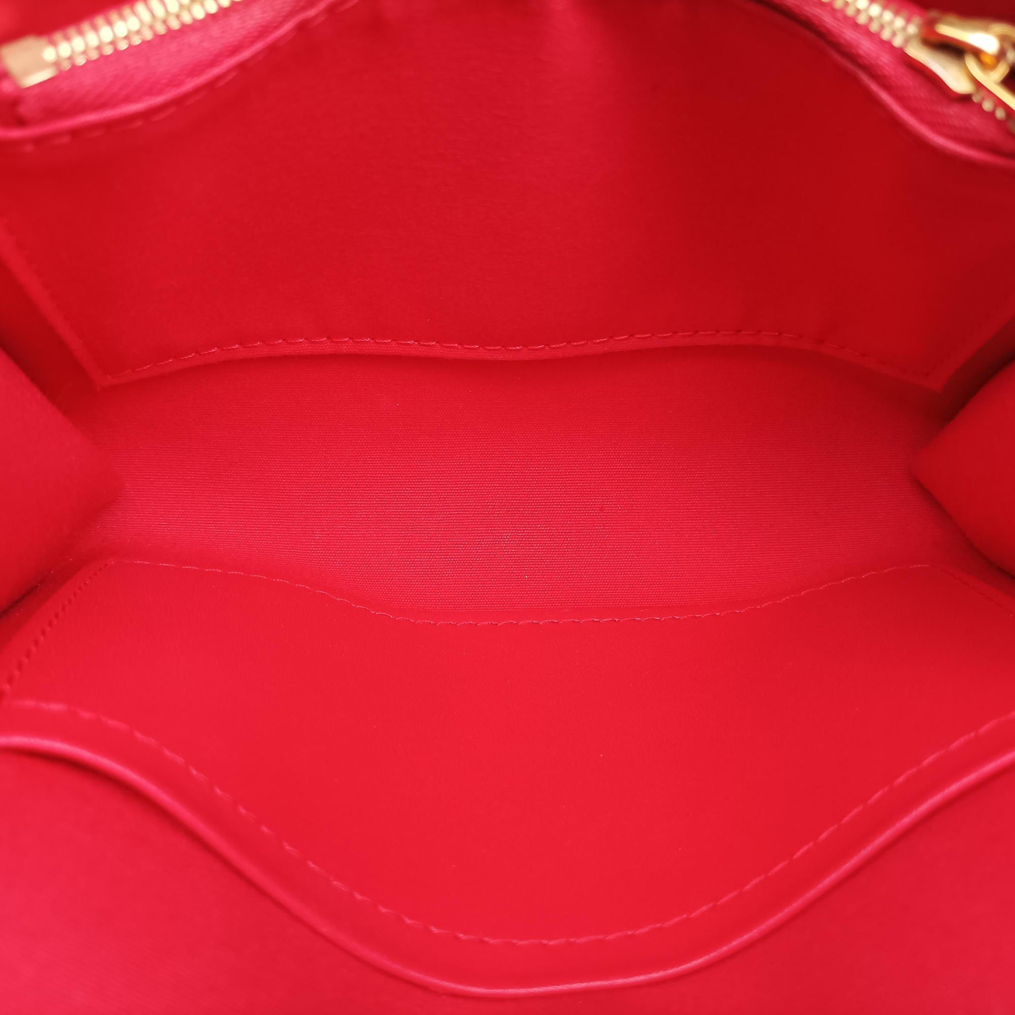 Louise PM CERISE Vernis M64550 IC Chipルイーズ PM スリーズ ヴェルニ M64550 ICチップ