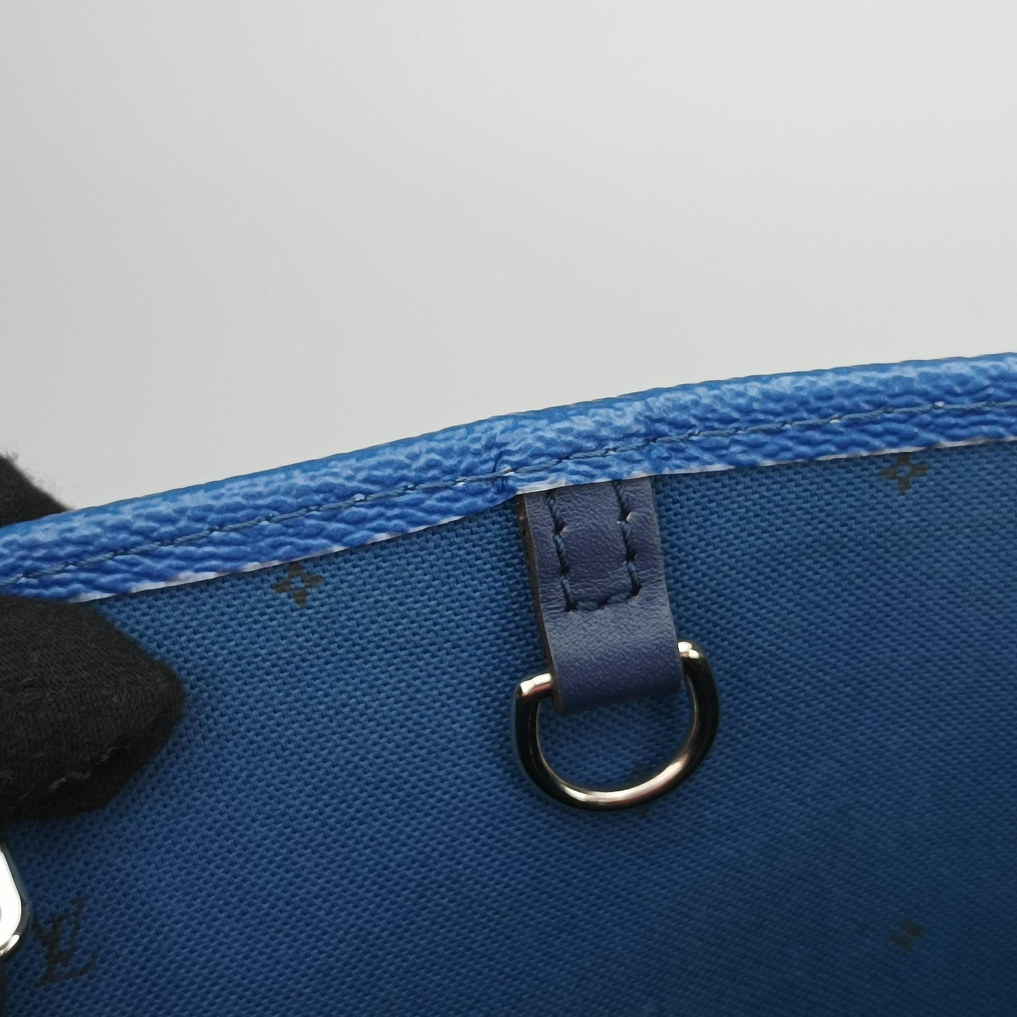 LV ESCALE OnTheGo GM Blue Monogram Giant M45120 FL2200 IC ChipLVエスカル オンザゴーGM ブルー モノグラム ジャイアント M45120 FL2200 ICチップ