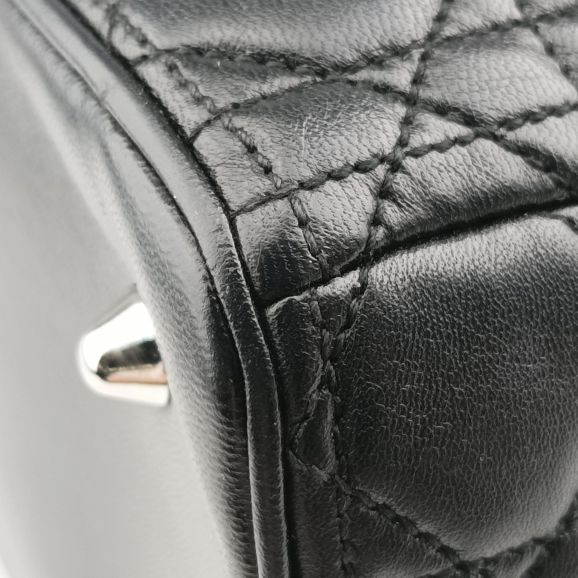 Lady Dior Black lambskin 26-MA-0140レディディオール ブラック ラムスキン 26-MA-0140