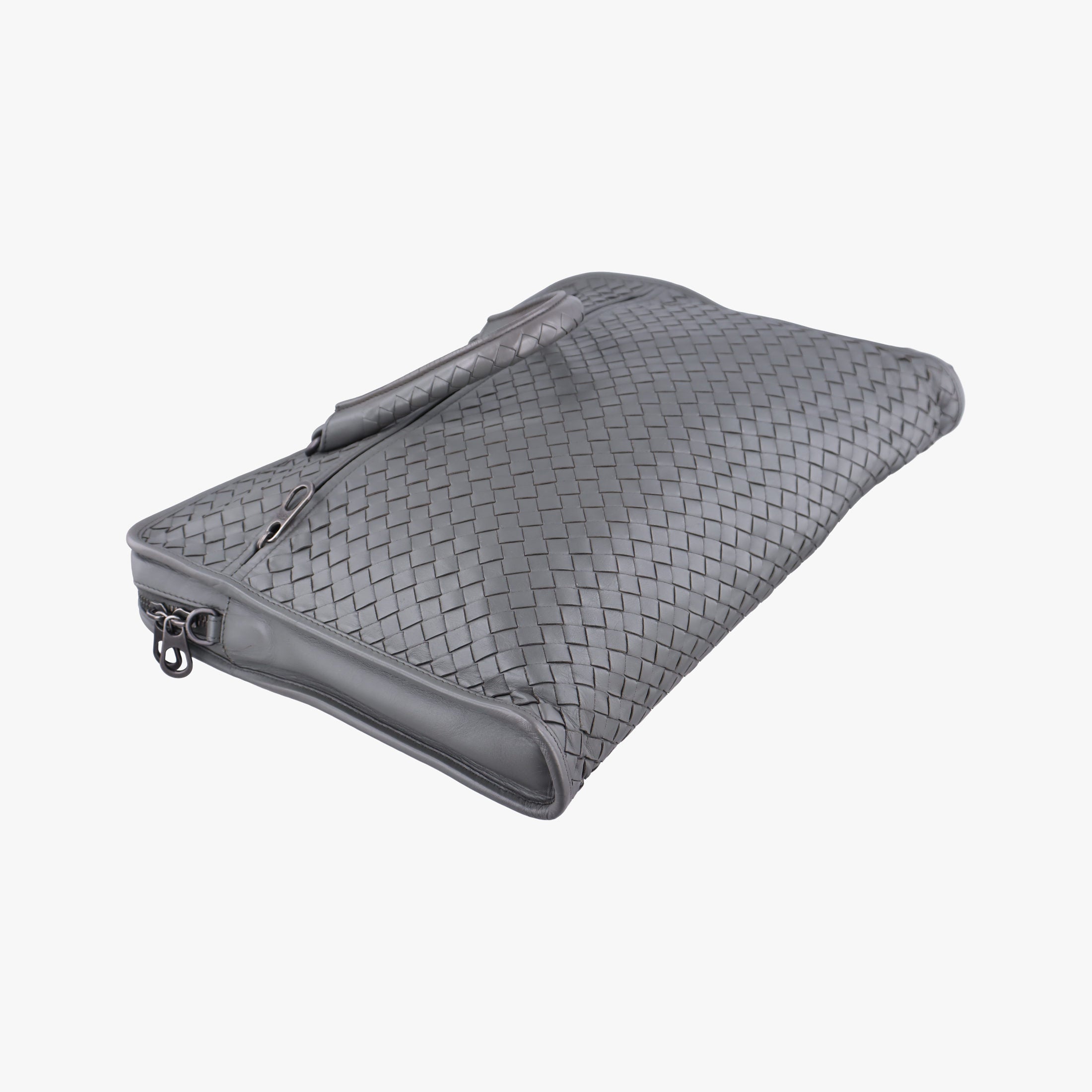 Intrecciato Grey lambskin B02802370Fイントレチャート グレー ラムスキン B02802370F