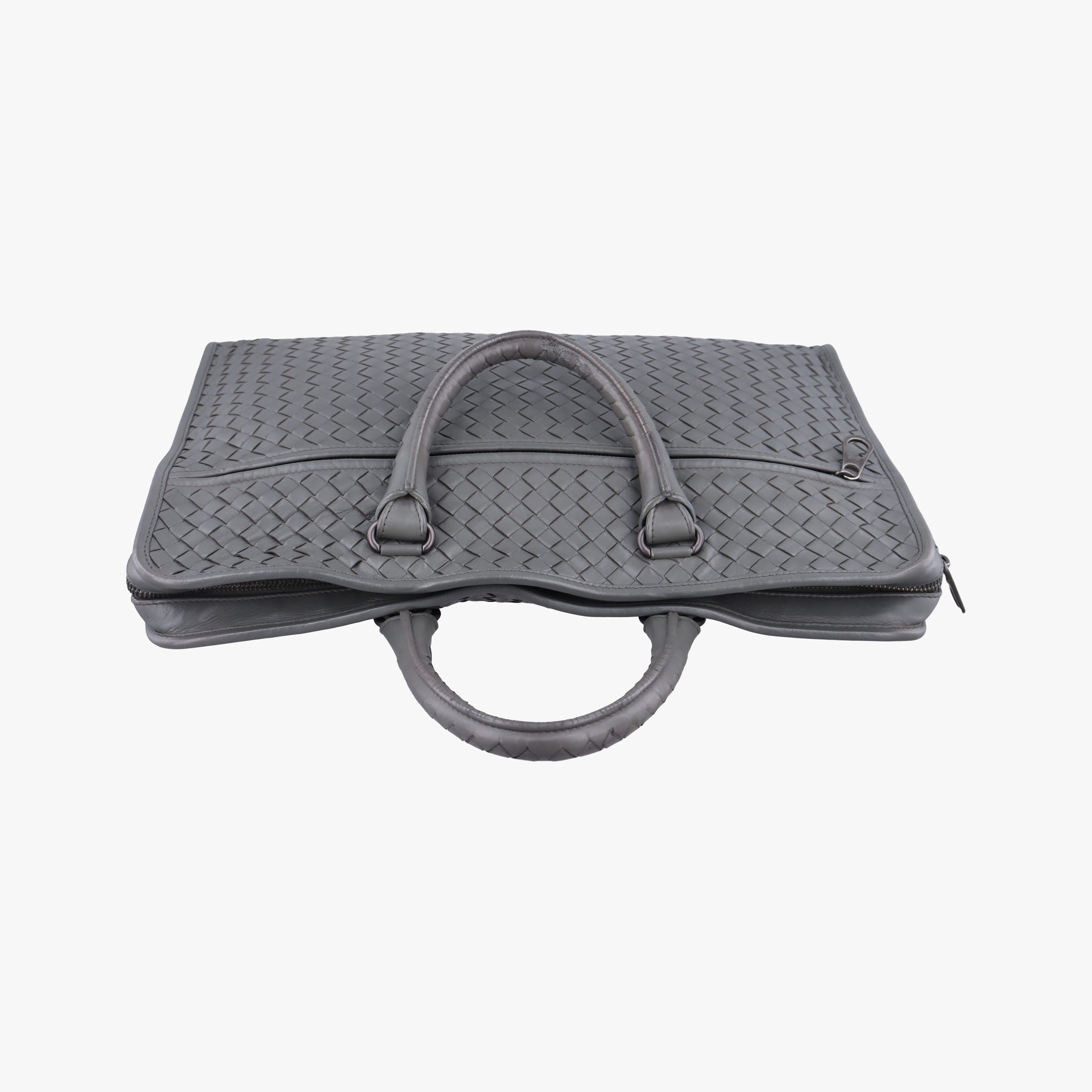 Intrecciato Grey lambskin B02802370Fイントレチャート グレー ラムスキン B02802370F