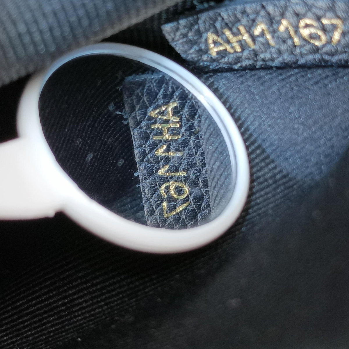 Tournel PM Noir Monogram canvas M44057 AH1167トゥルネルPM ノワール モノグラムキャンバス M44057 AH1167