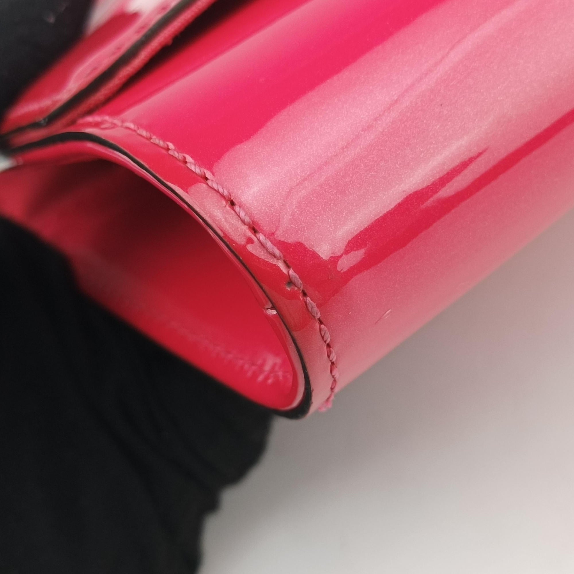 Pochette Louise MM ROSE INDIEN Vernis M94270 PL1146ポシェット ルイーズMM ローズ アンディアン ヴェルニ M94270 PL1146