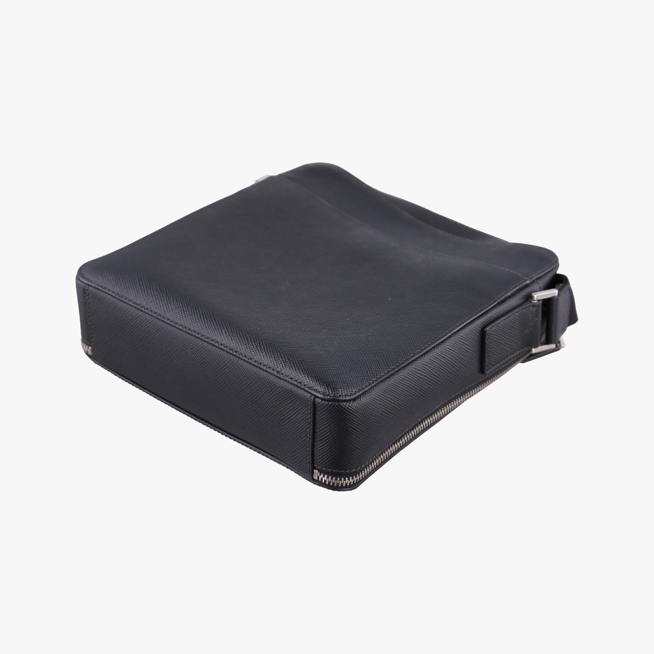 Messenger Black Saffiano leather 2VH004 8メッセンジャー ブラック サフィアーノレザー 2VH004 8